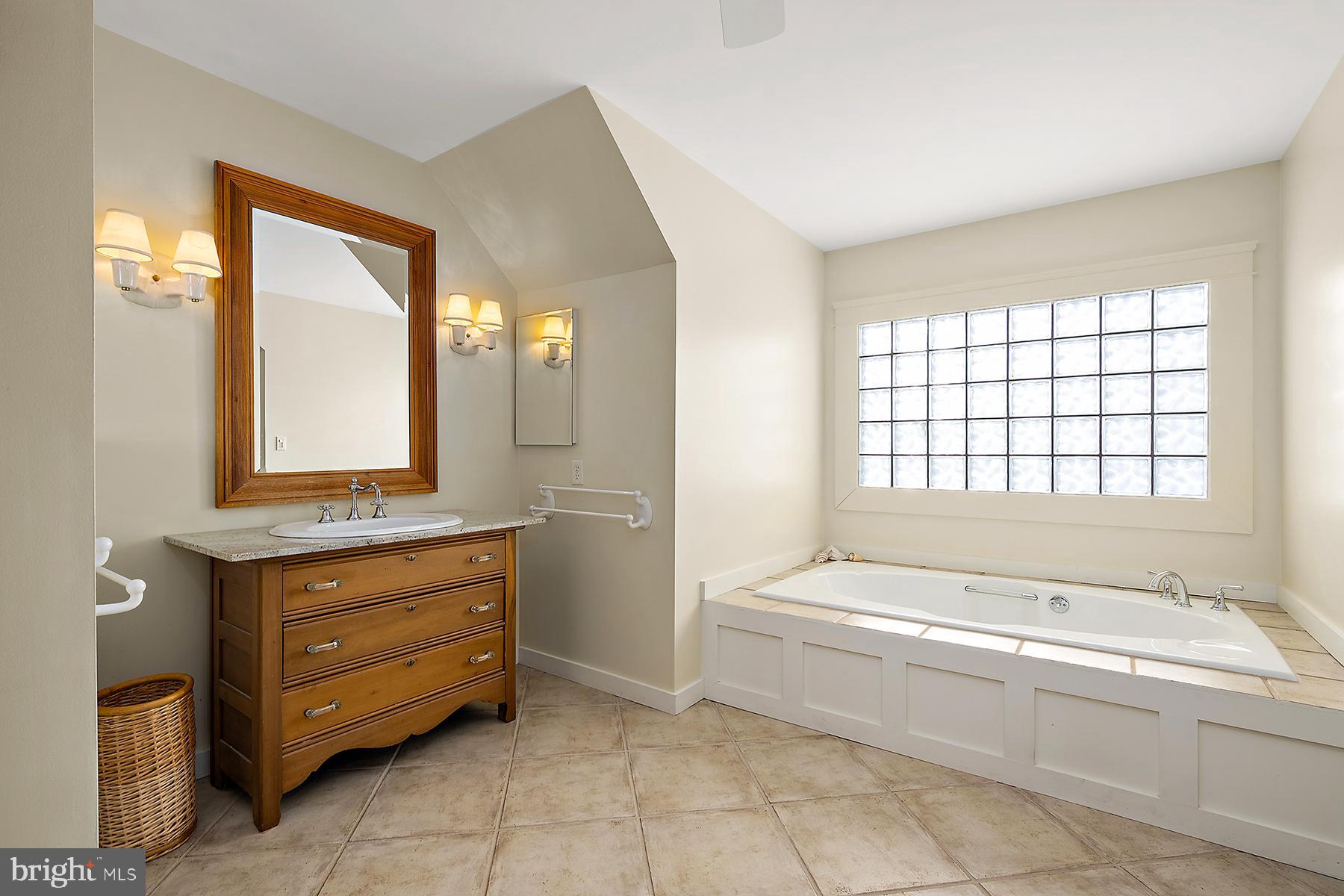 BAYBERRY DUNES - Residential