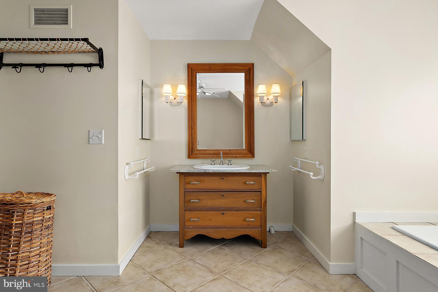 BAYBERRY DUNES - Residential