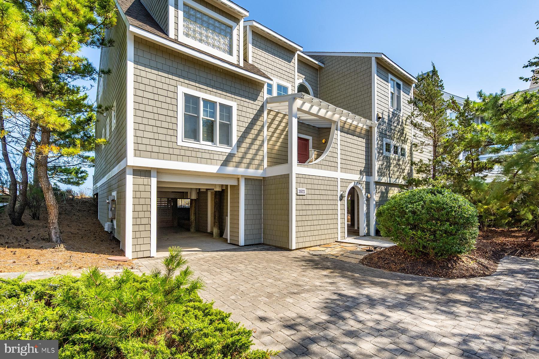 BAYBERRY DUNES - Residential