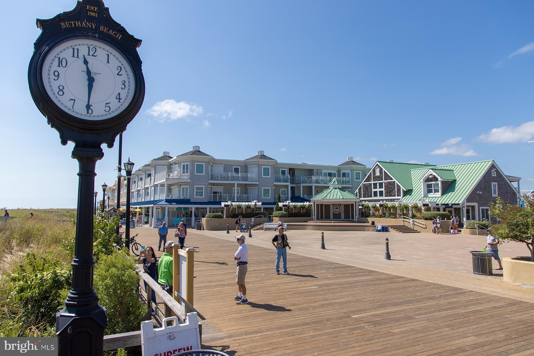 BAYBERRY DUNES - Residential
