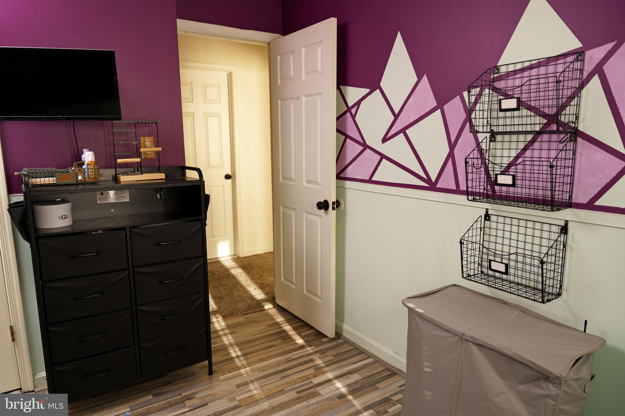 WHISPERING MEADOW - Residential