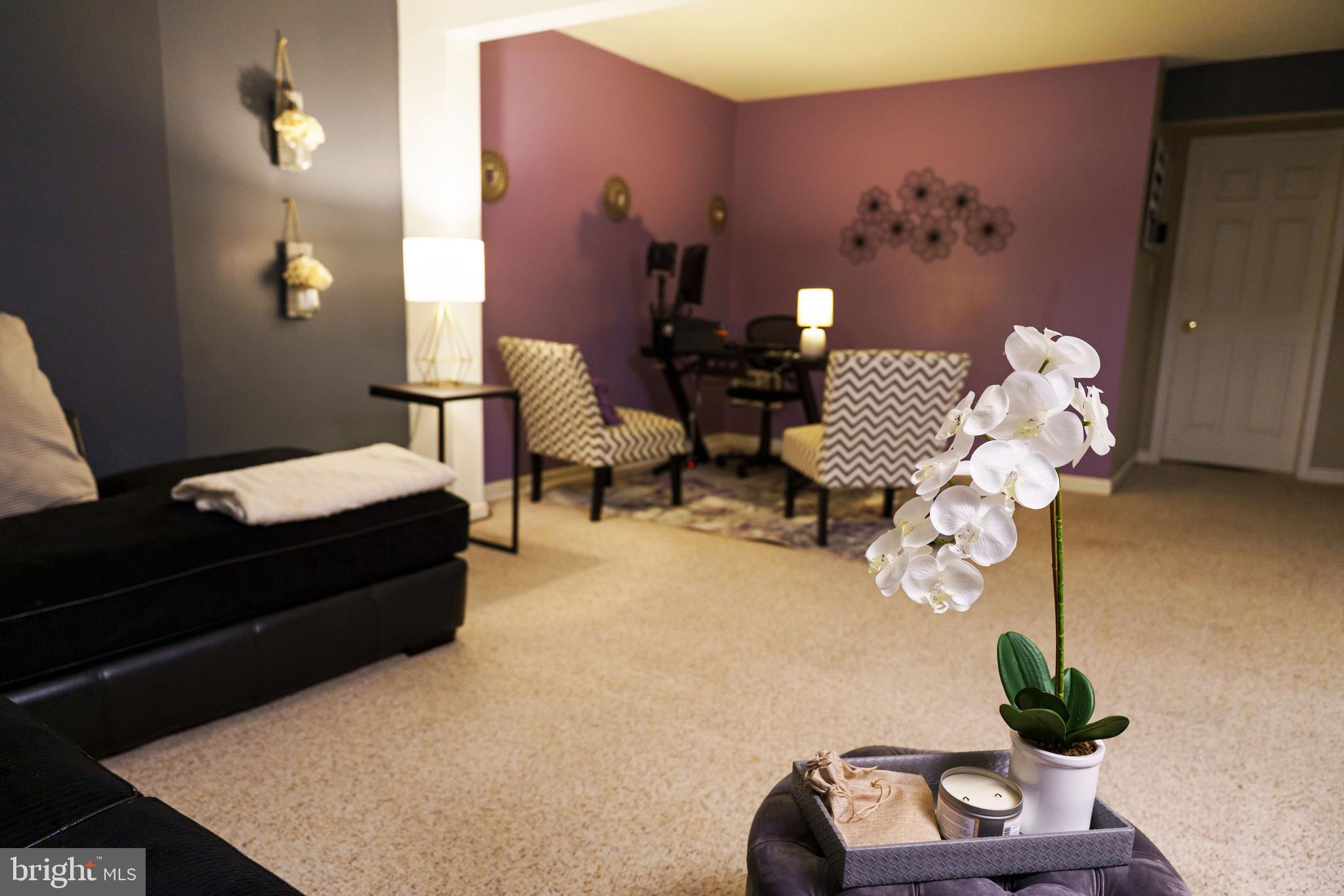 WHISPERING MEADOW - Residential