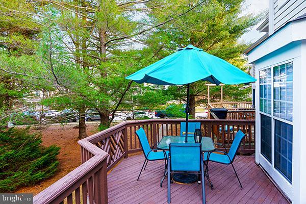 WHISPERING MEADOW - Residential