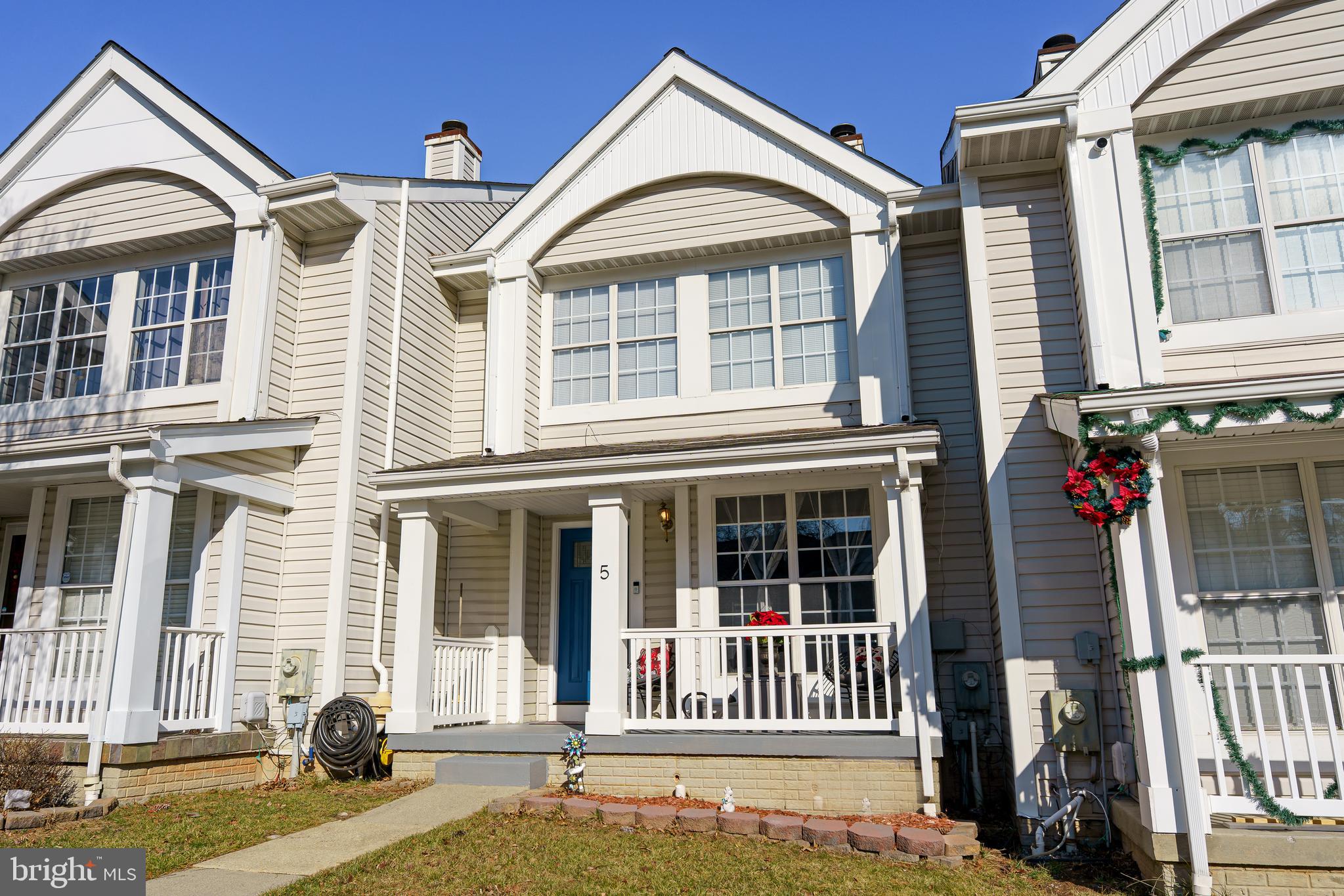 WHISPERING MEADOW - Residential