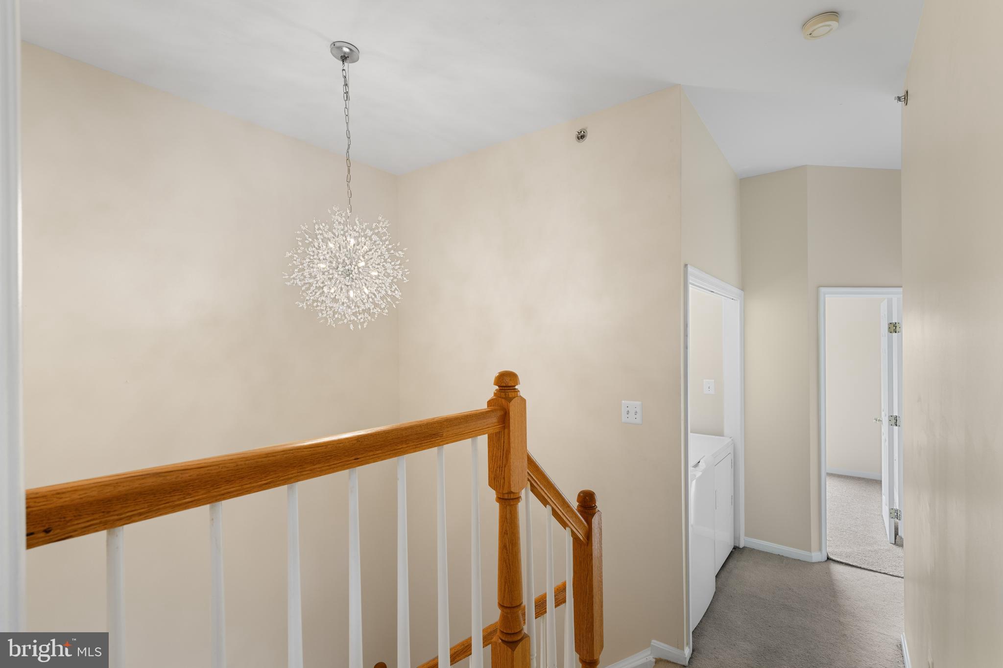 KENSINGTON COURTS - Residential