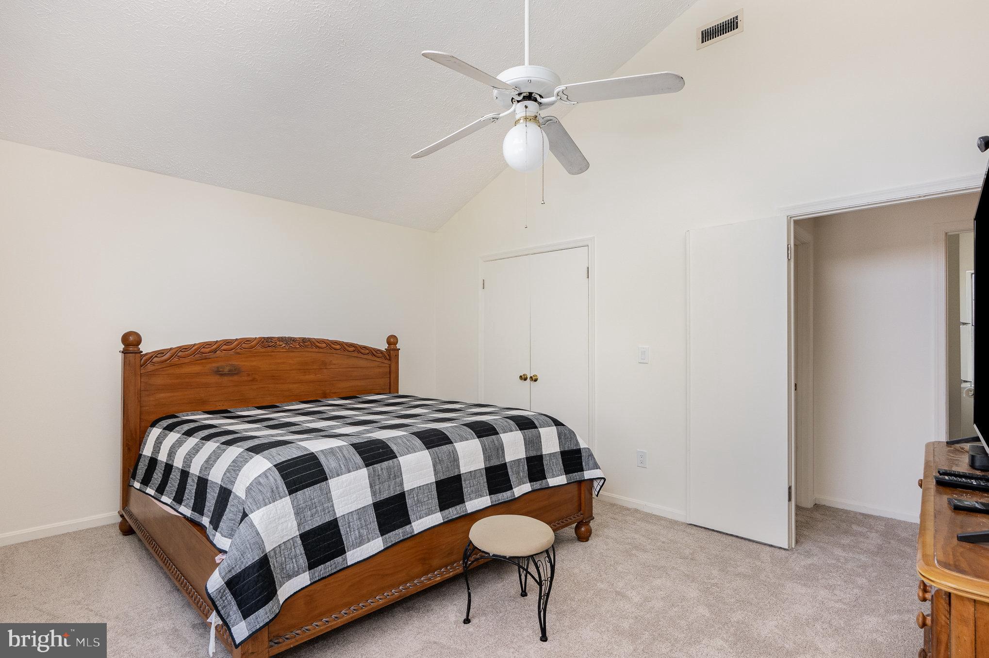 RIVERSIDE - Residential