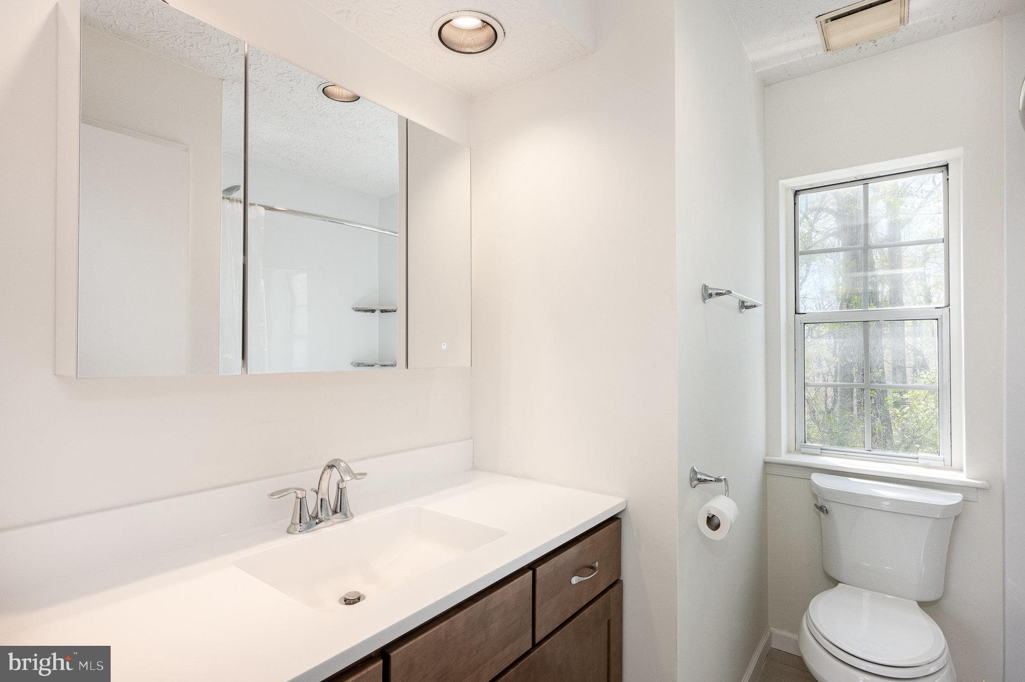 RIVERSIDE - Residential