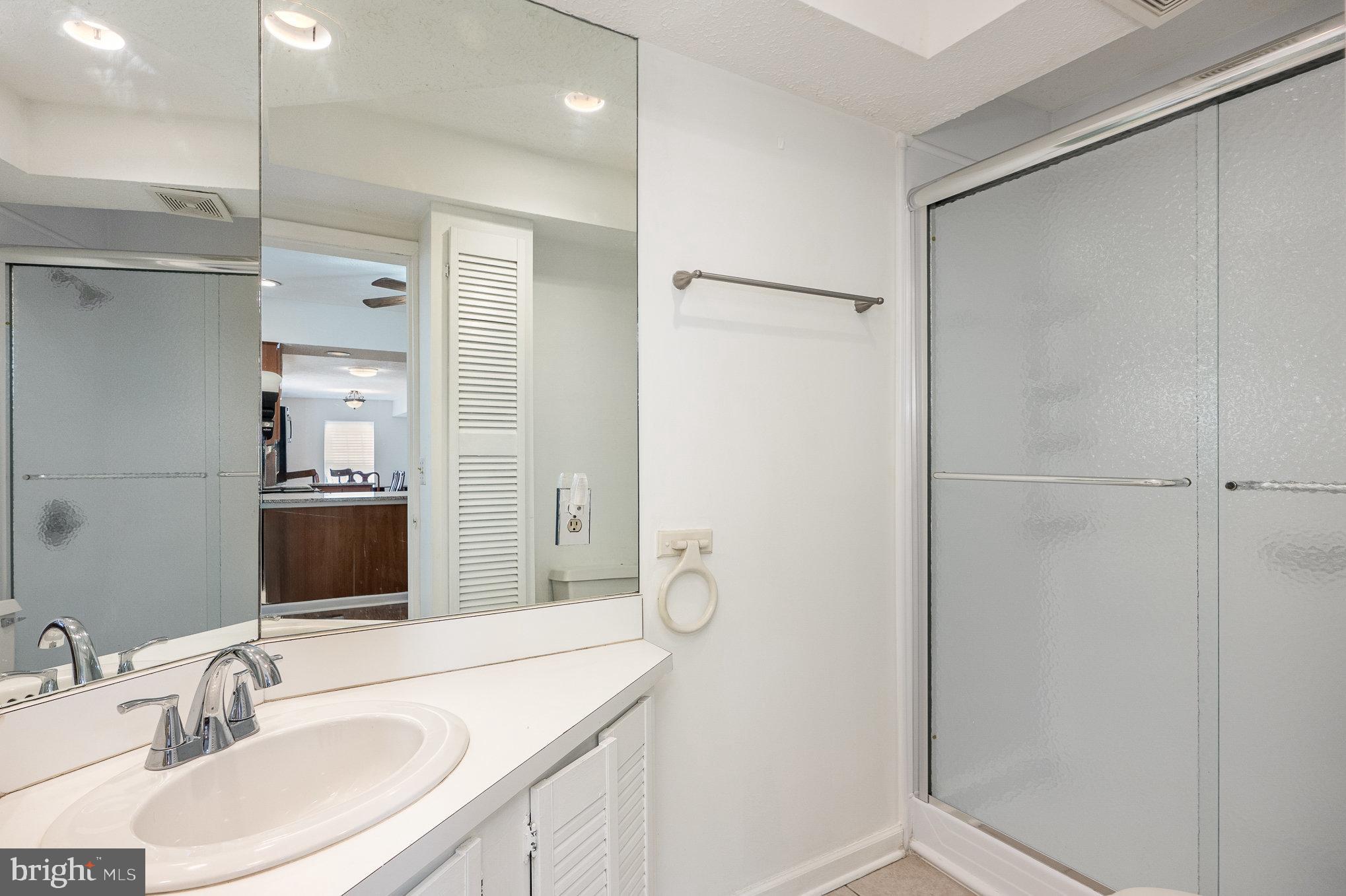 RIVERSIDE - Residential