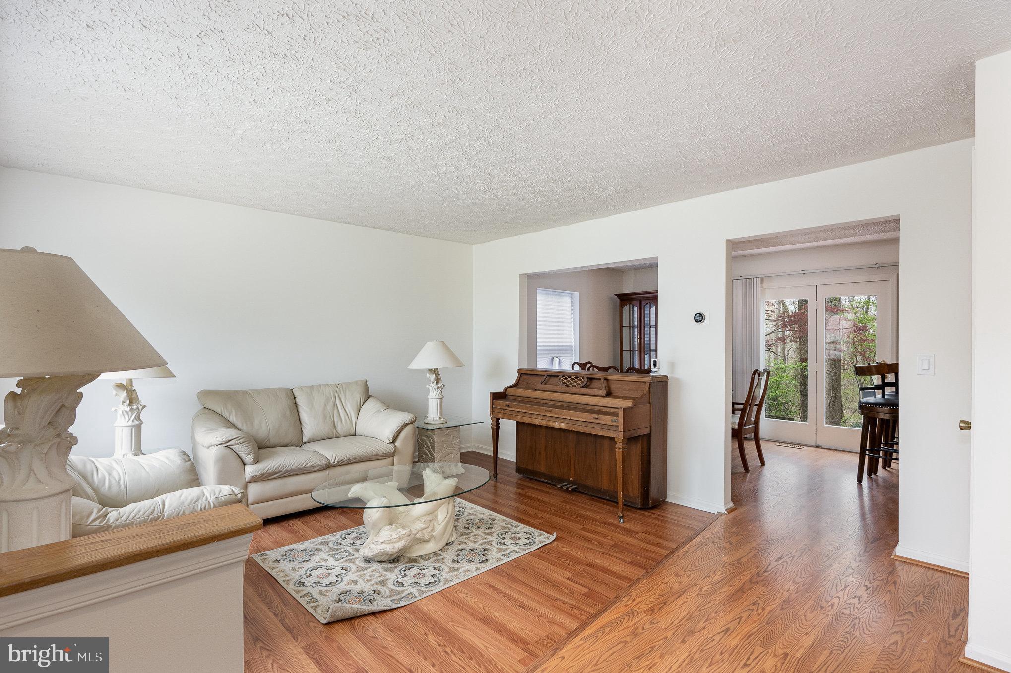 RIVERSIDE - Residential