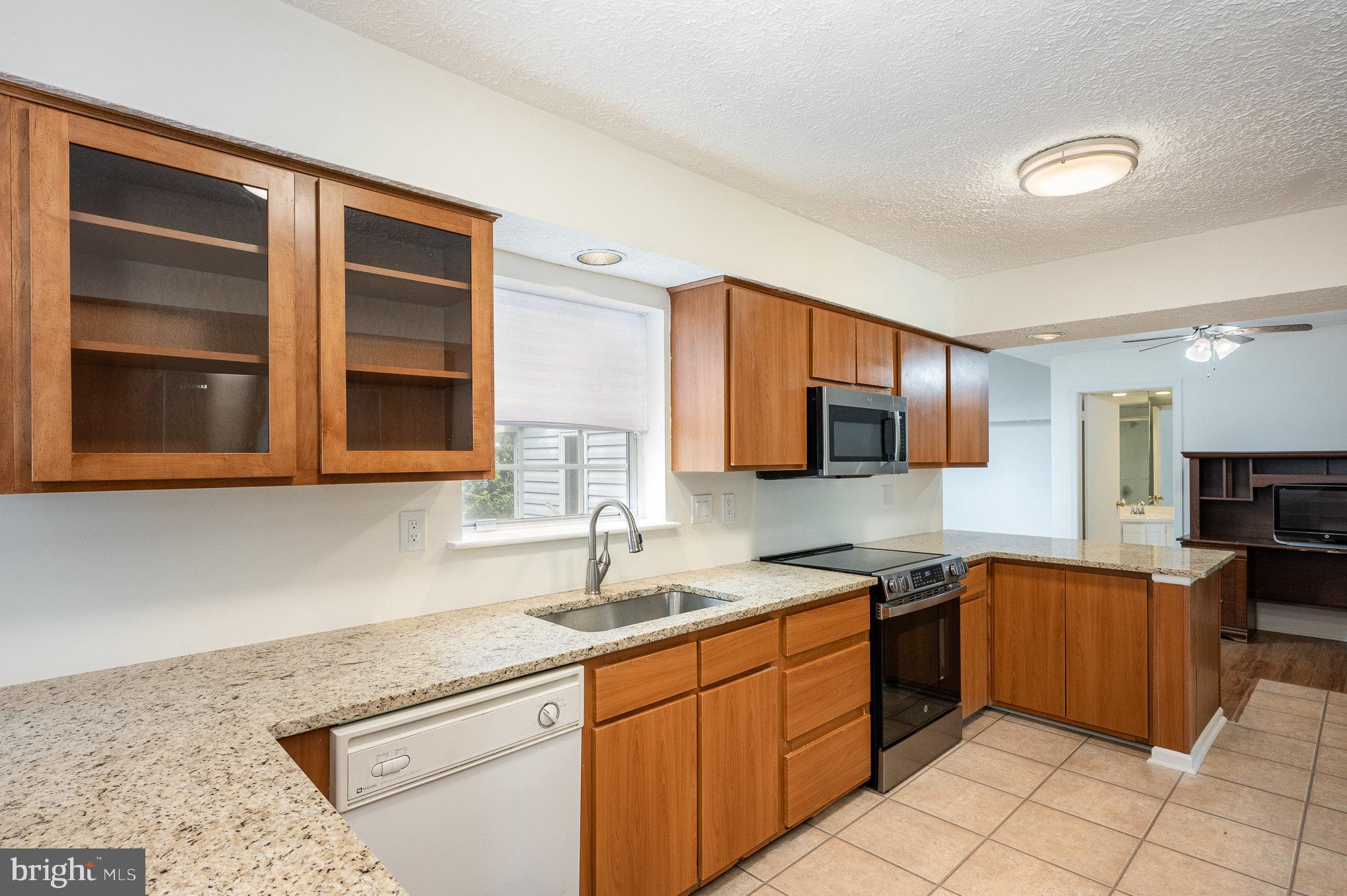 RIVERSIDE - Residential