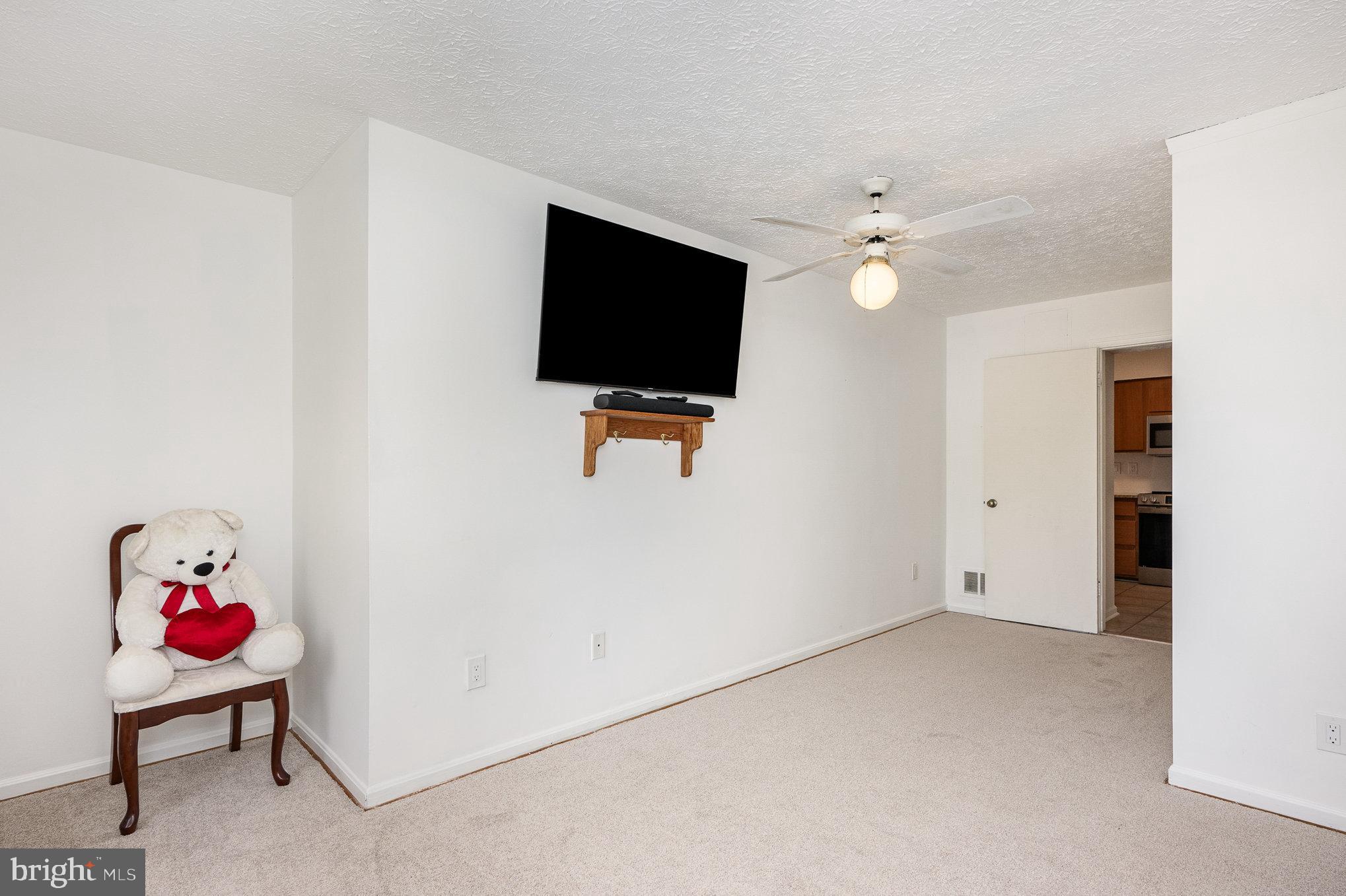 RIVERSIDE - Residential