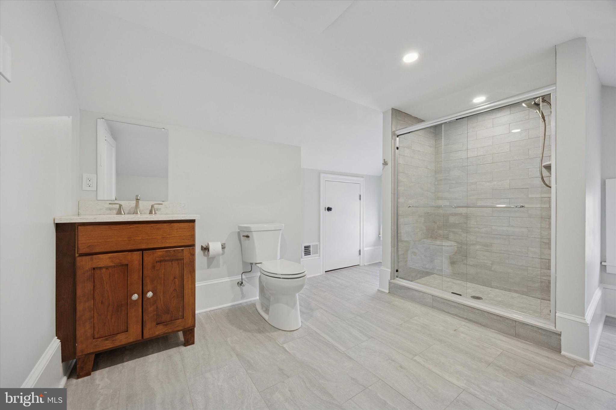 DOYLESTOWN - Residential Lease