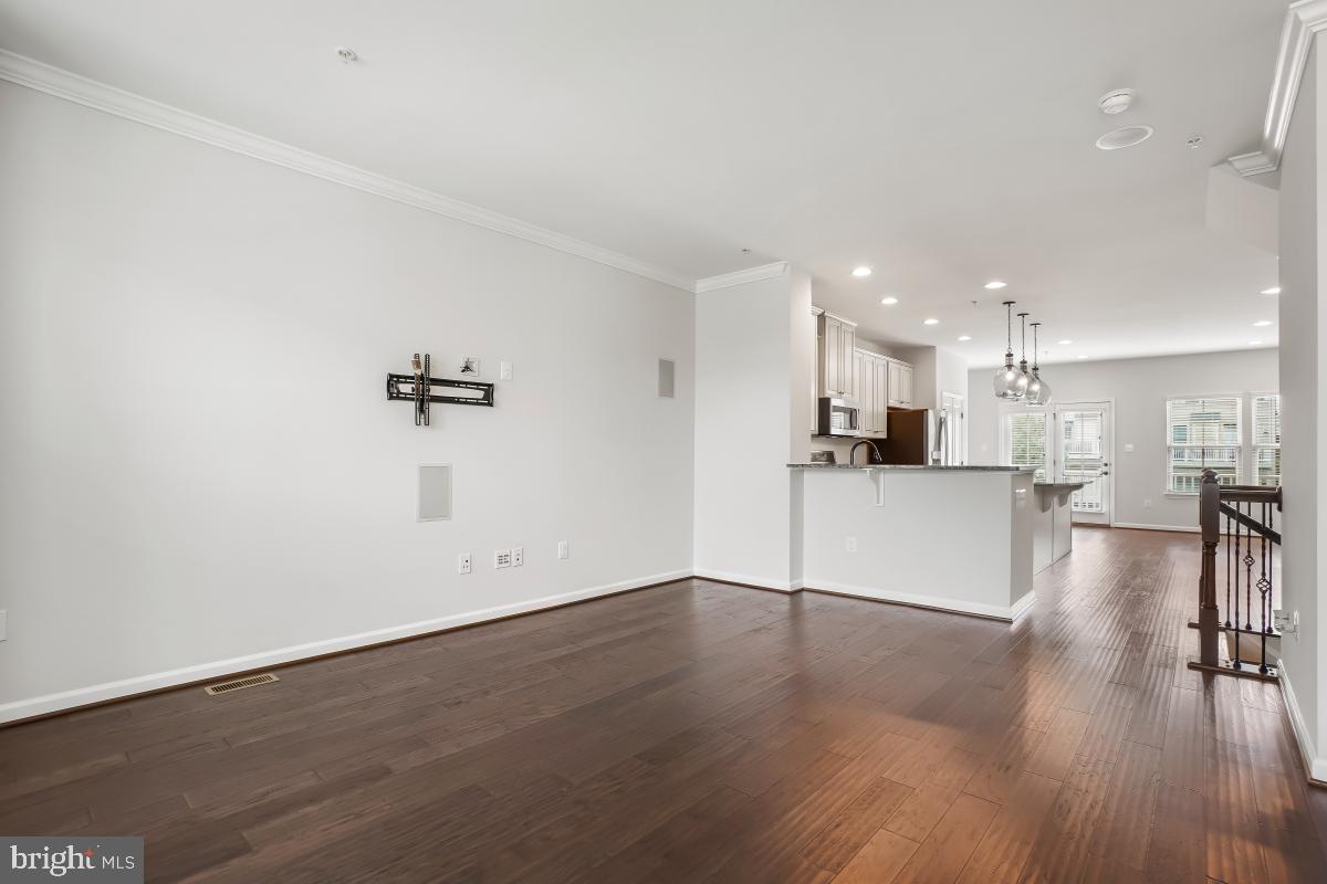 VILLAGES OF URBANA - Residential