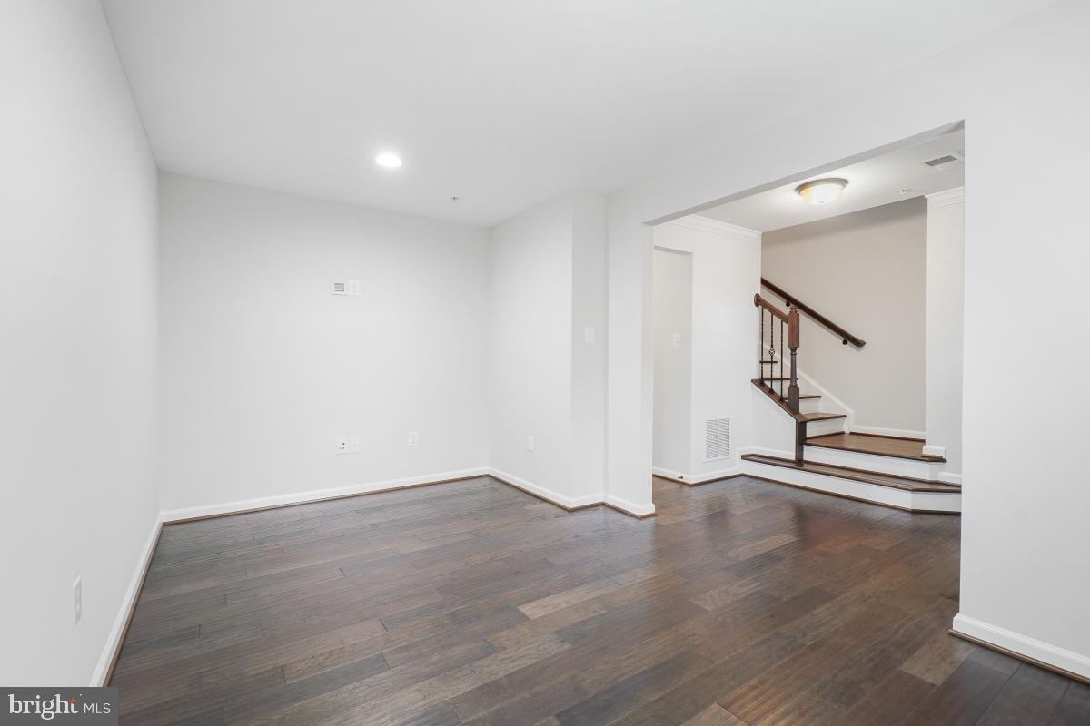 VILLAGES OF URBANA - Residential