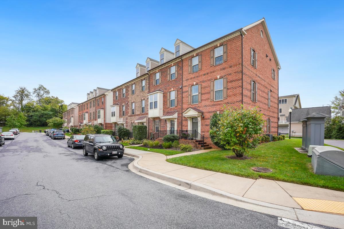 VILLAGES OF URBANA - Residential