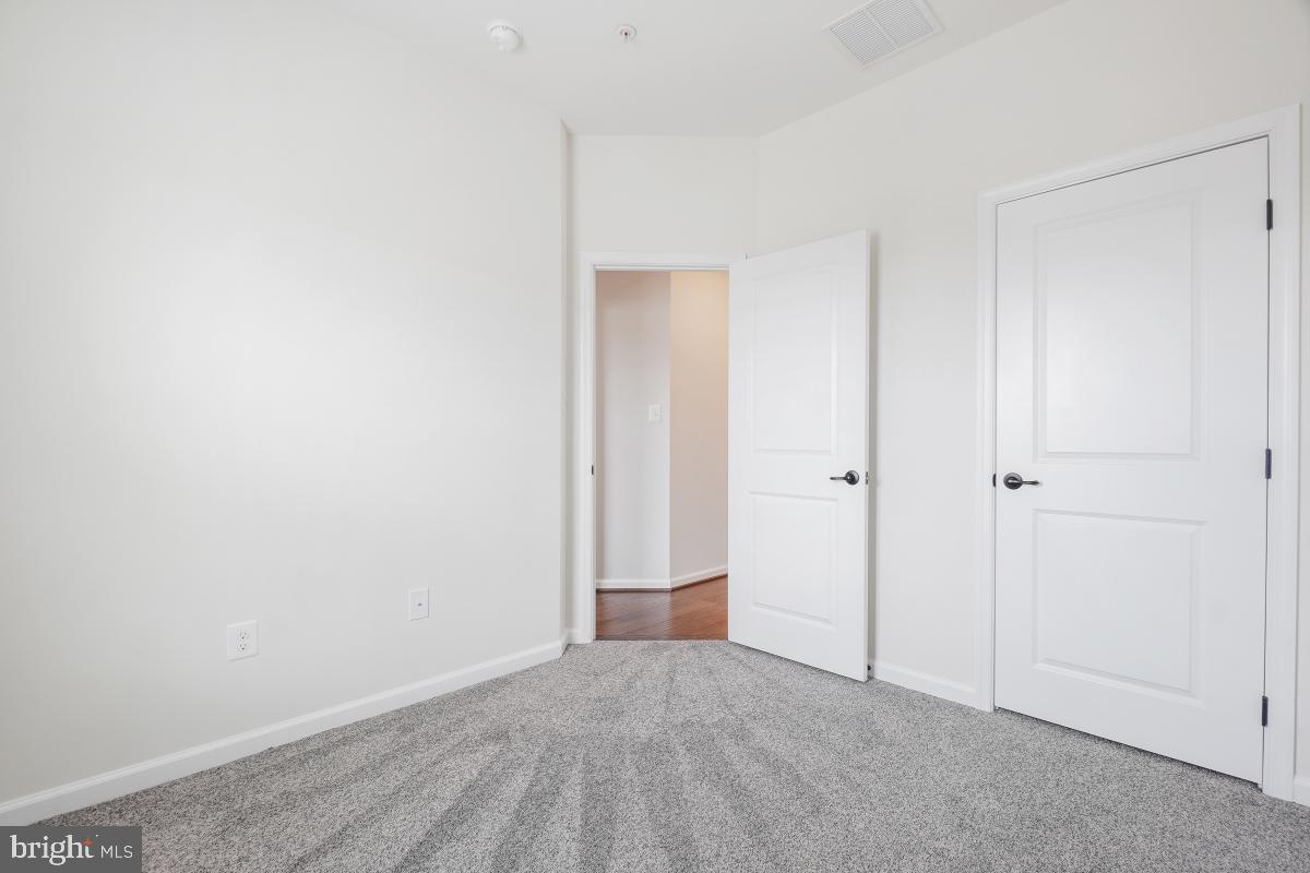 VILLAGES OF URBANA - Residential