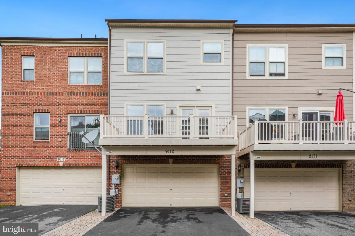 VILLAGES OF URBANA - Residential