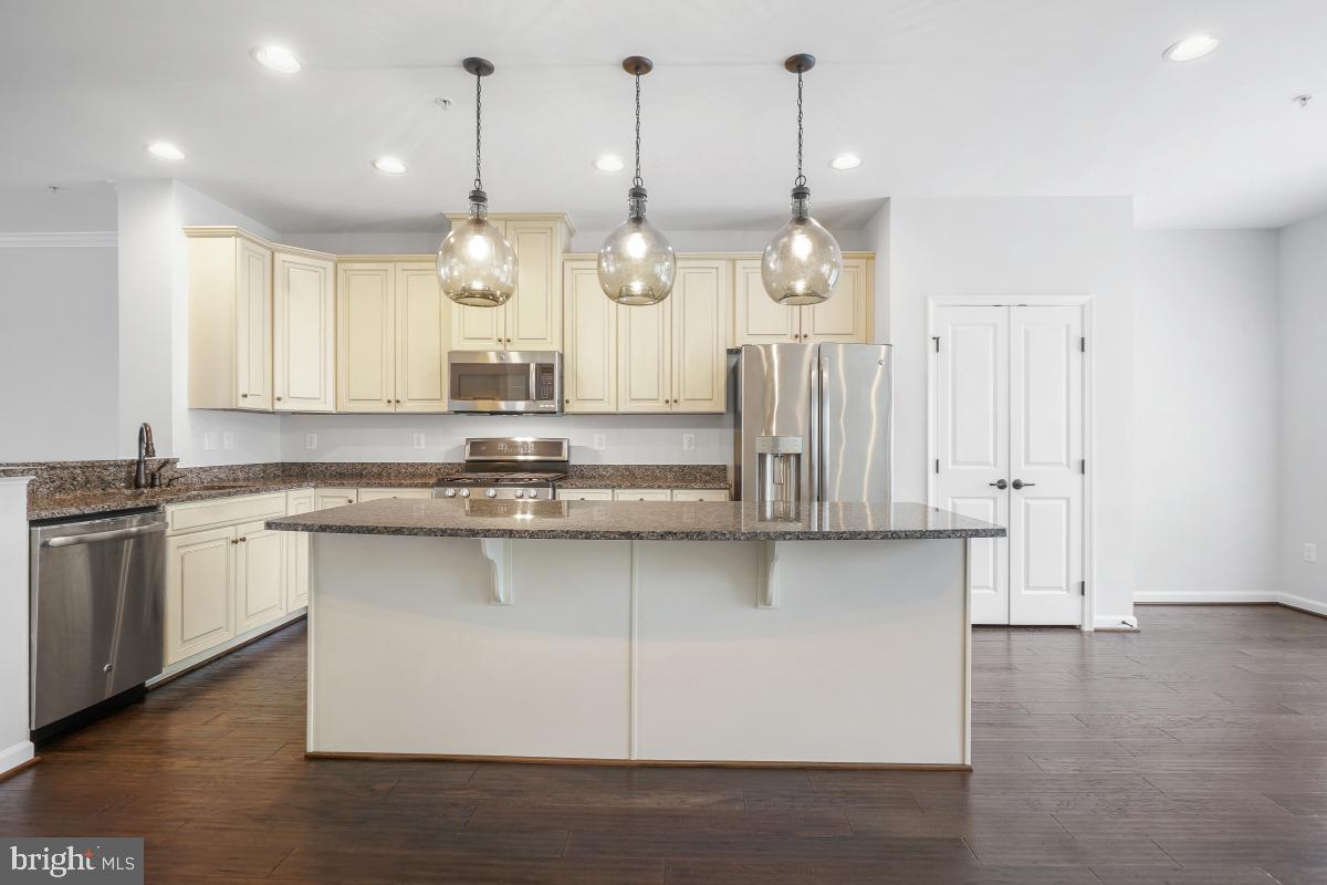 VILLAGES OF URBANA - Residential