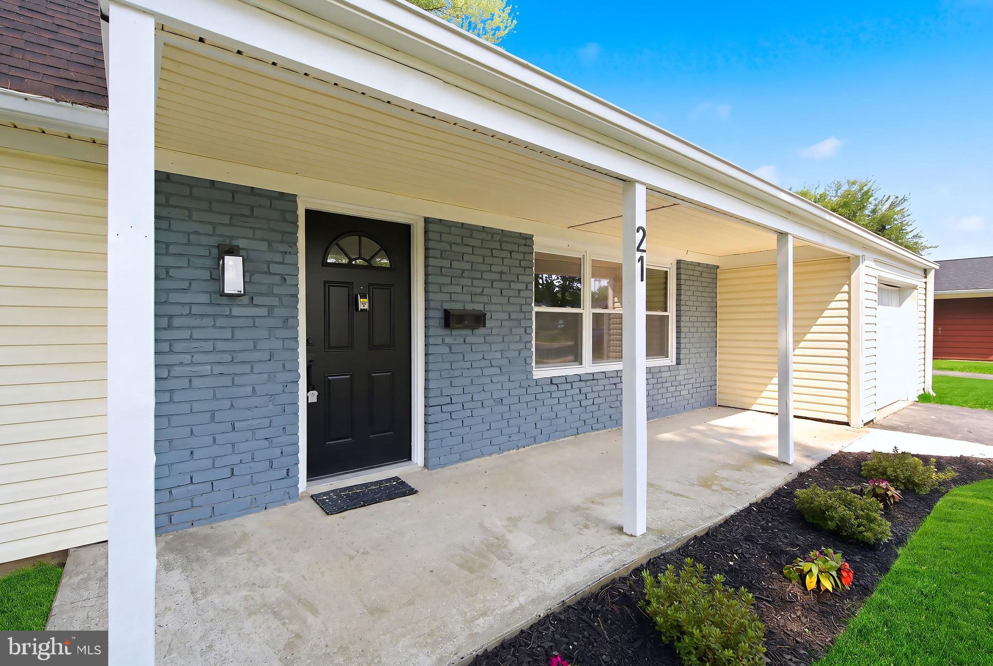 21 GLENVIEW LANE