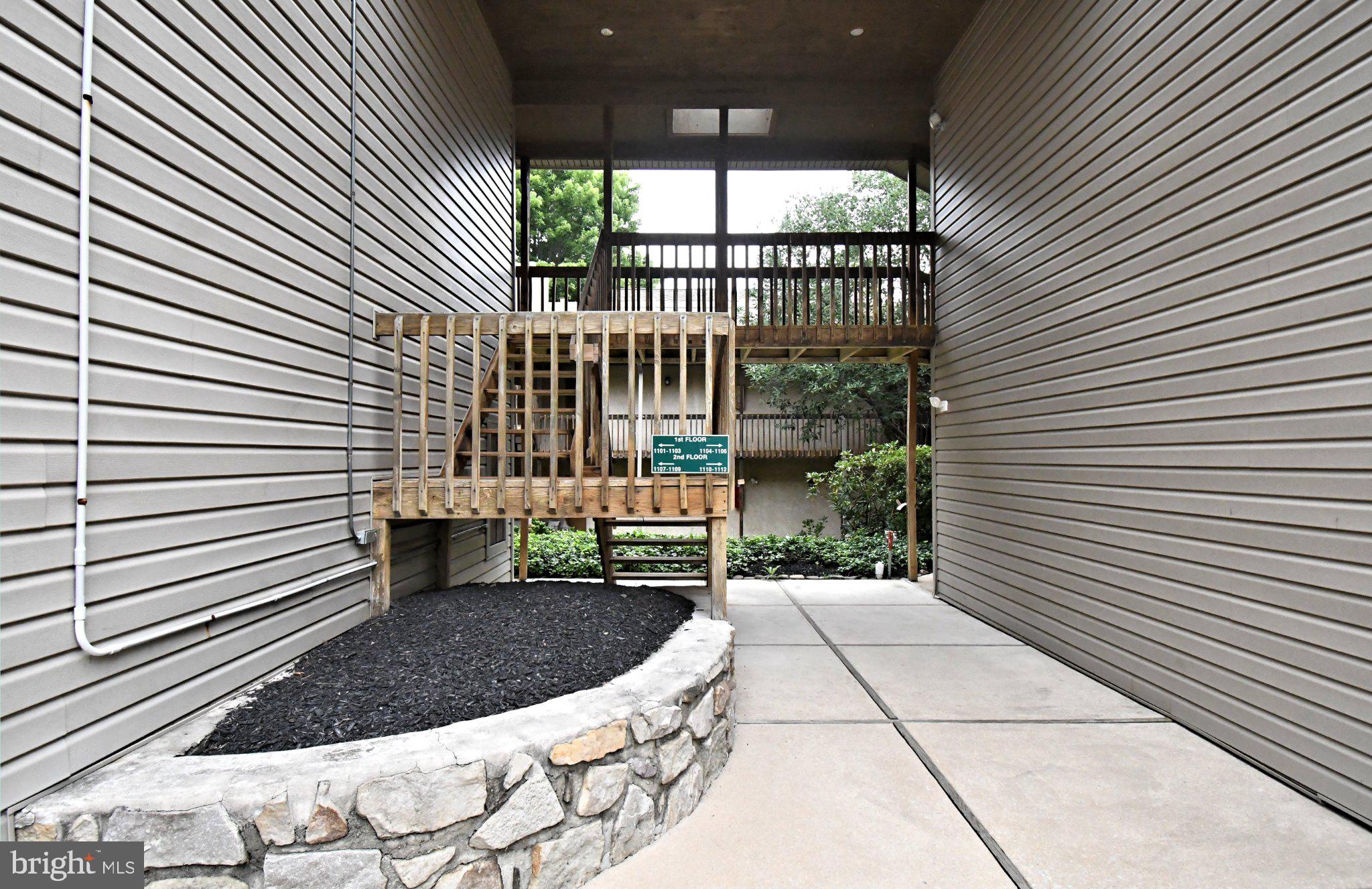 1110 PRITCHARD PLACE