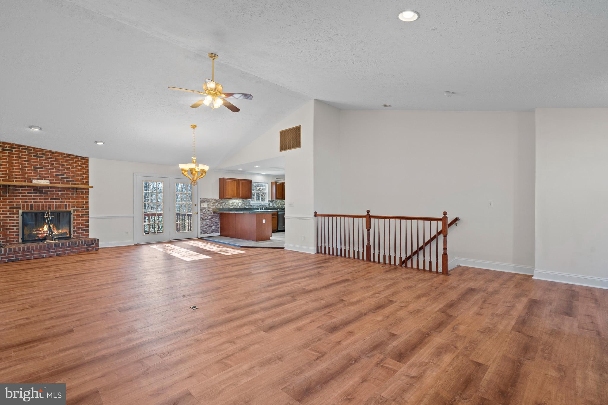 CLAIREMONT - Residential