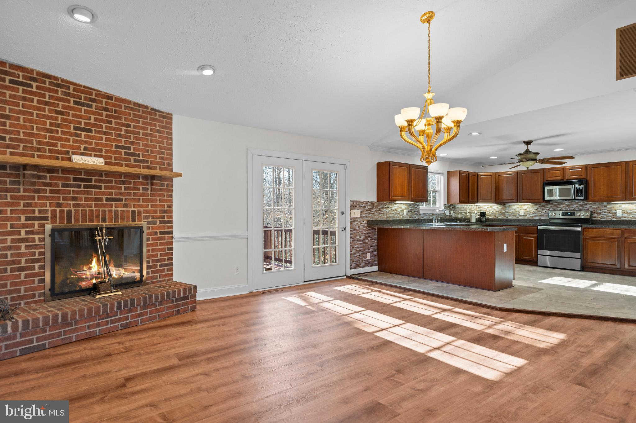 CLAIREMONT - Residential