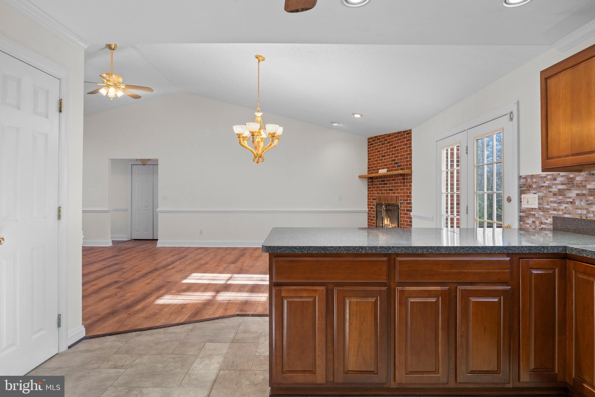 CLAIREMONT - Residential