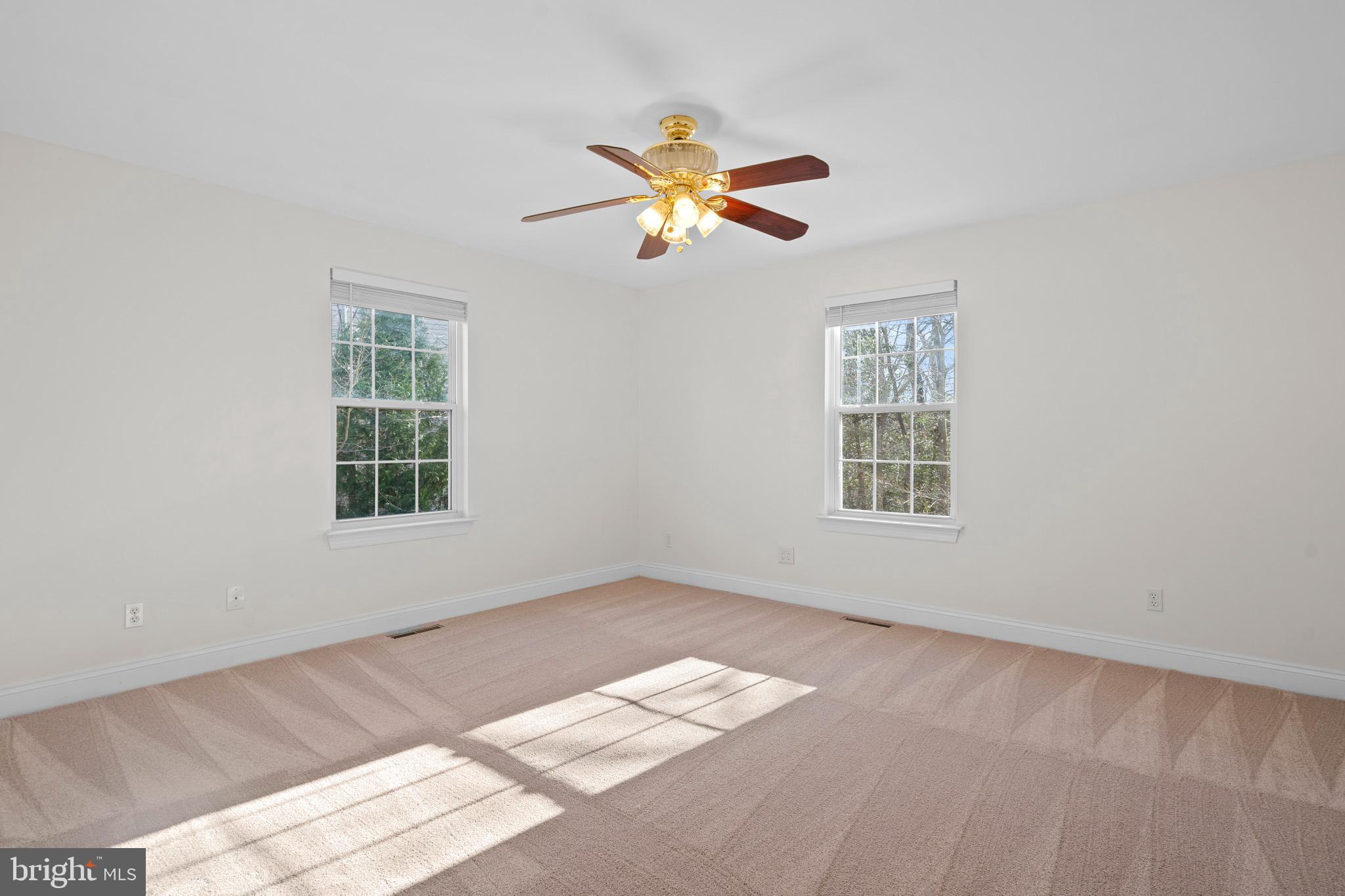 CLAIREMONT - Residential