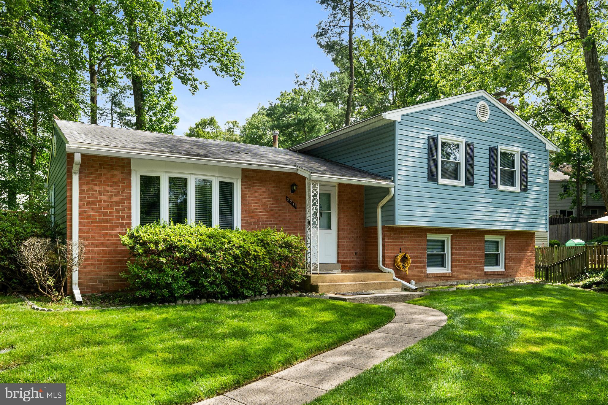 9211 CAPRICORN COURT