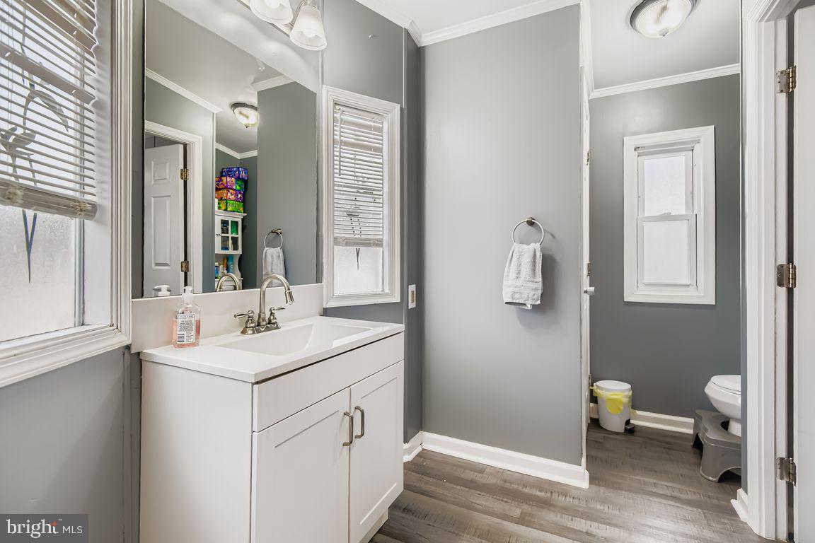 HOLIDAY MOBILE ESTATES - Residential