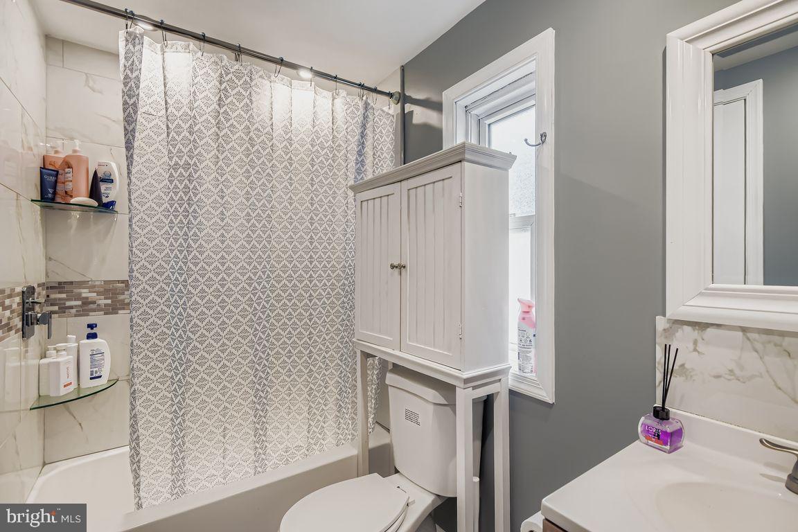 HOLIDAY MOBILE ESTATES - Residential