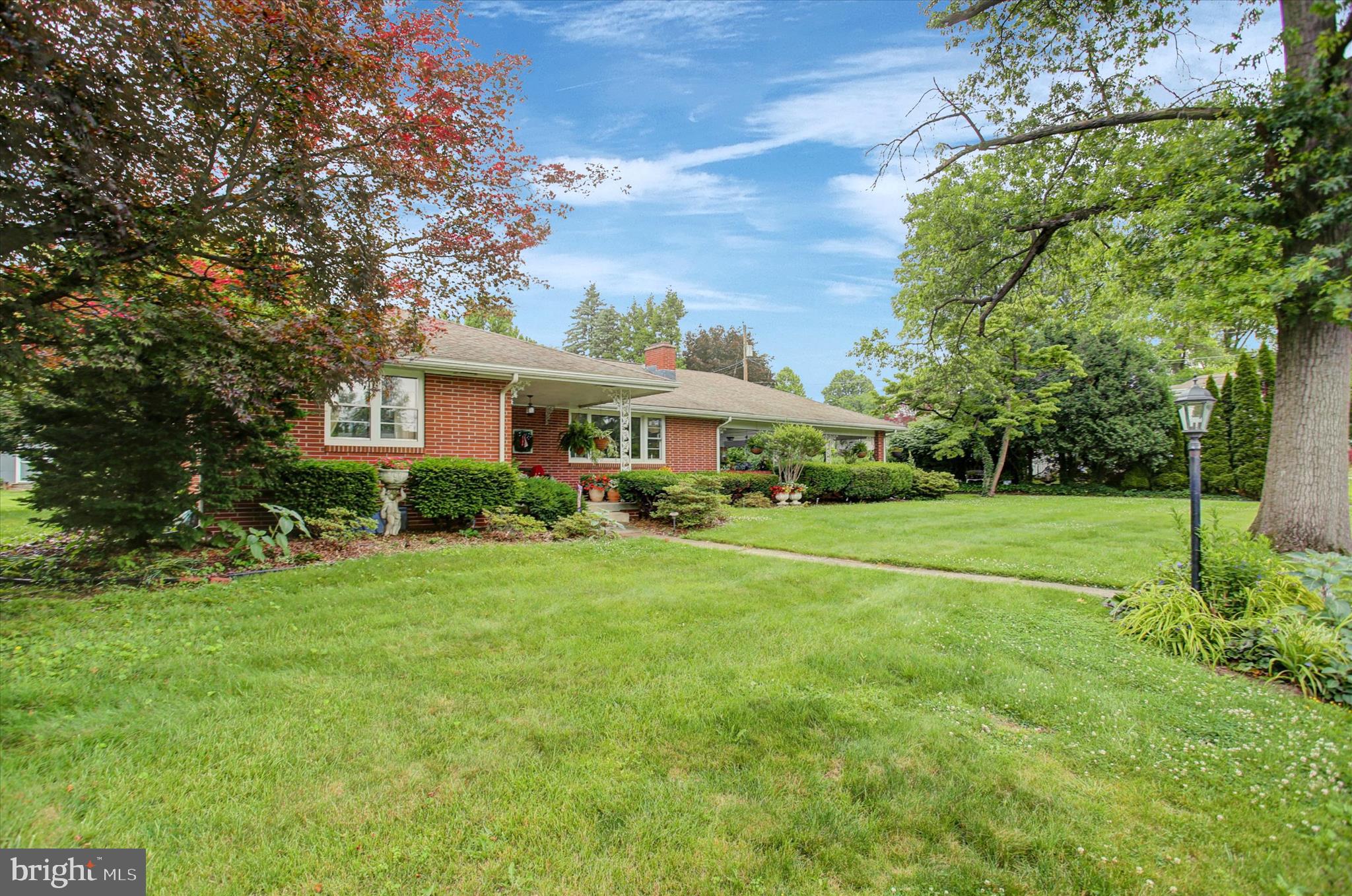 405 WESTOVER ROAD