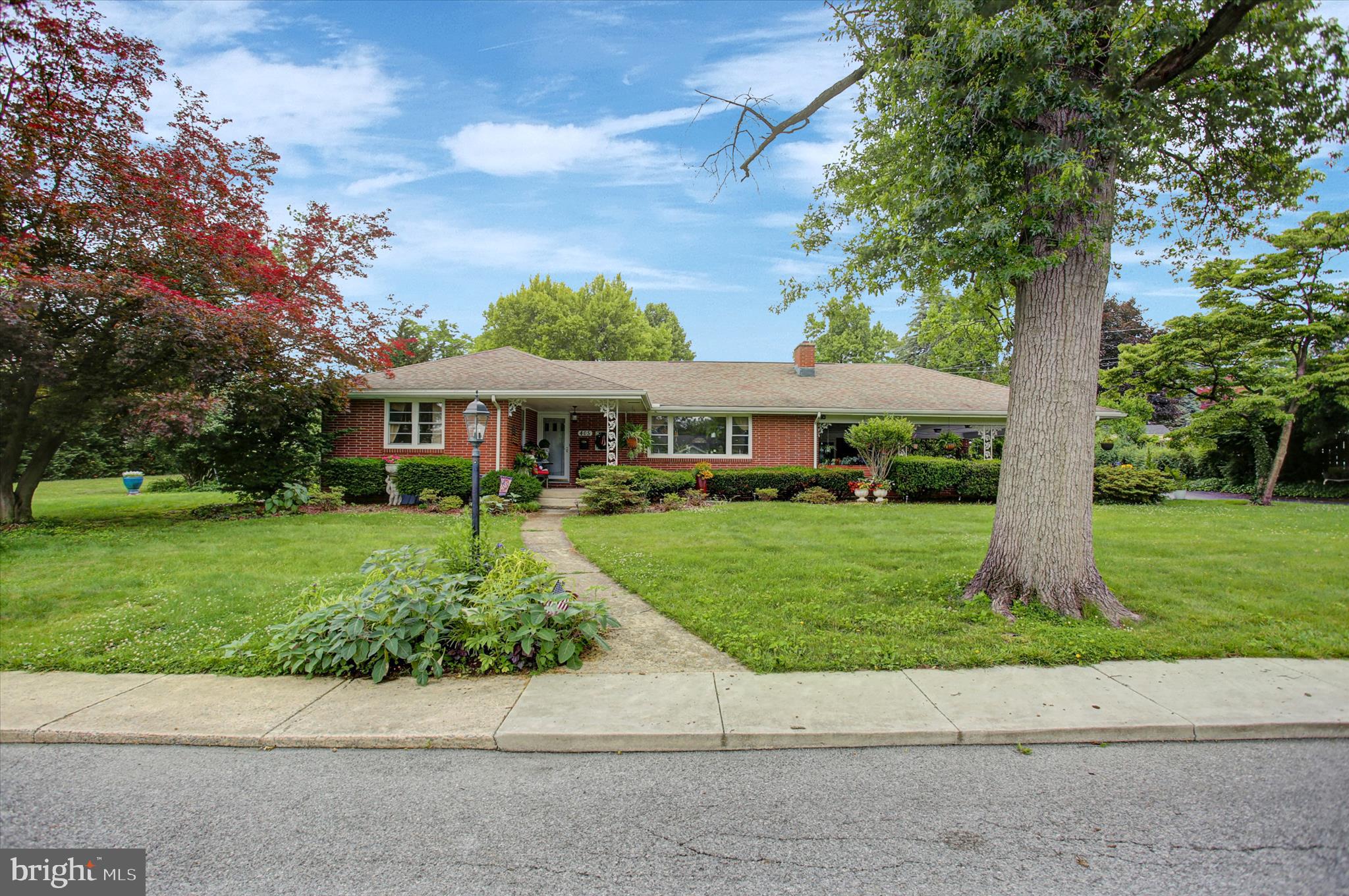 405 WESTOVER ROAD