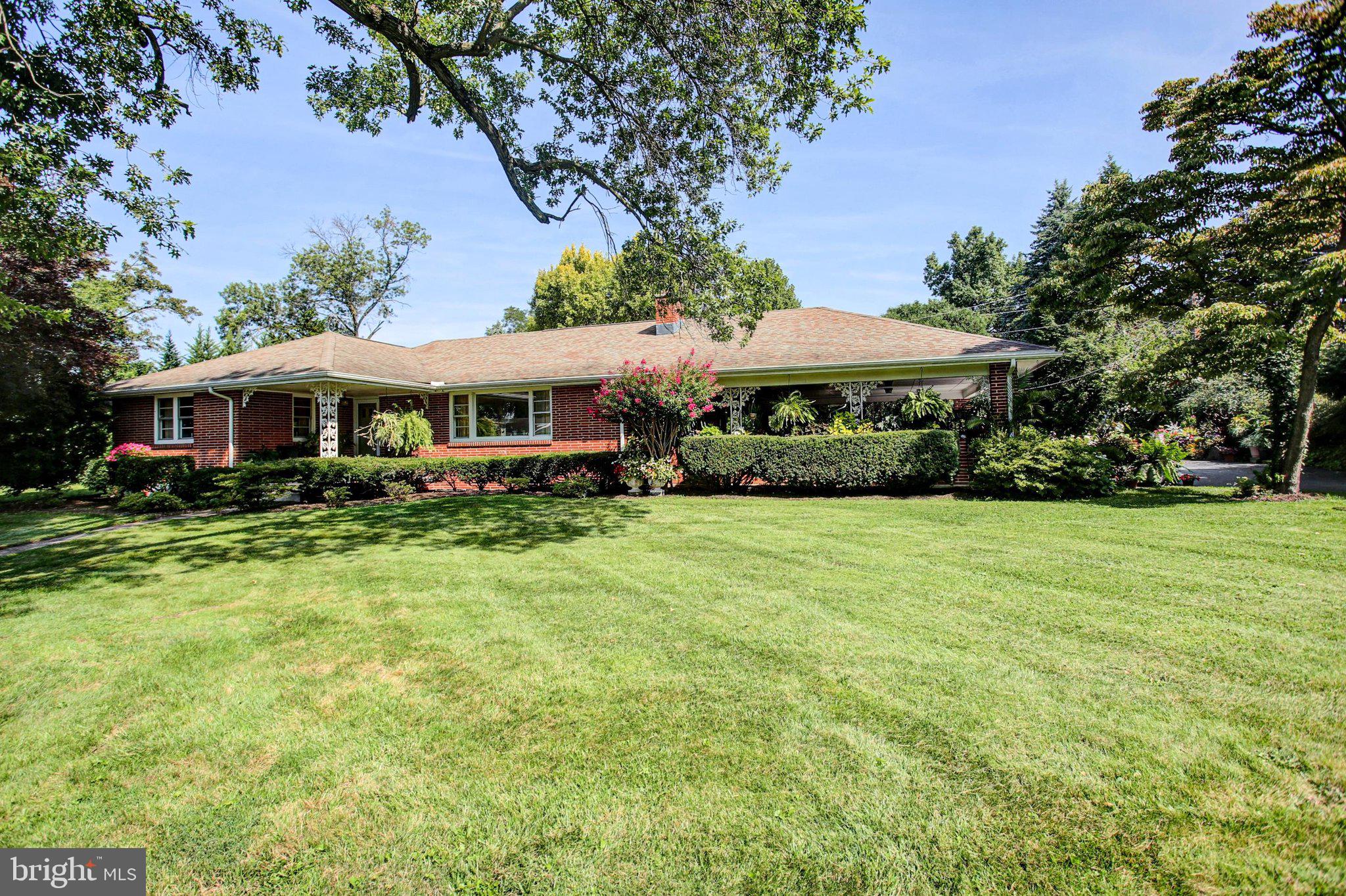 405 WESTOVER ROAD