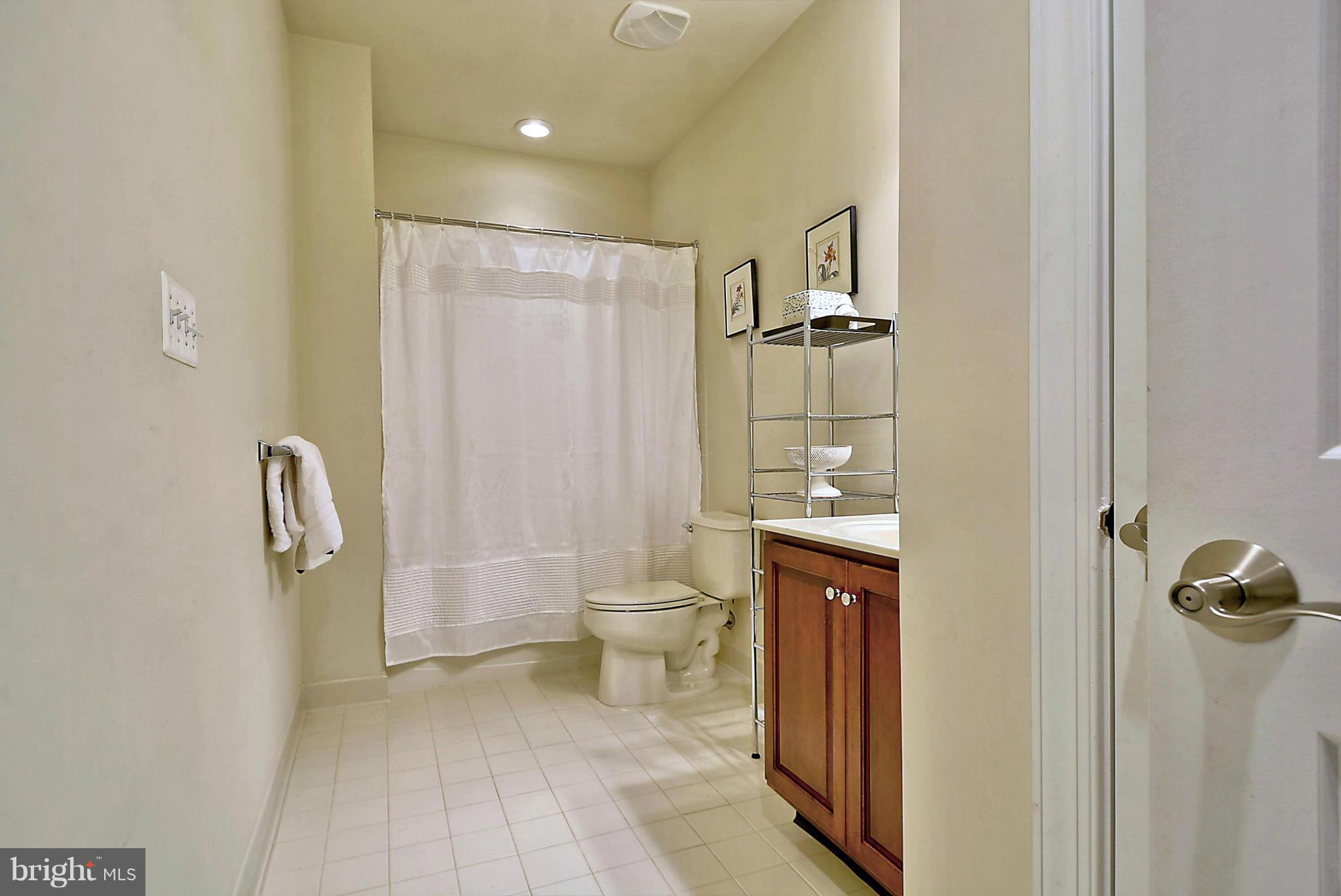 REGENCY AT DOMINION VALLEY - Residential