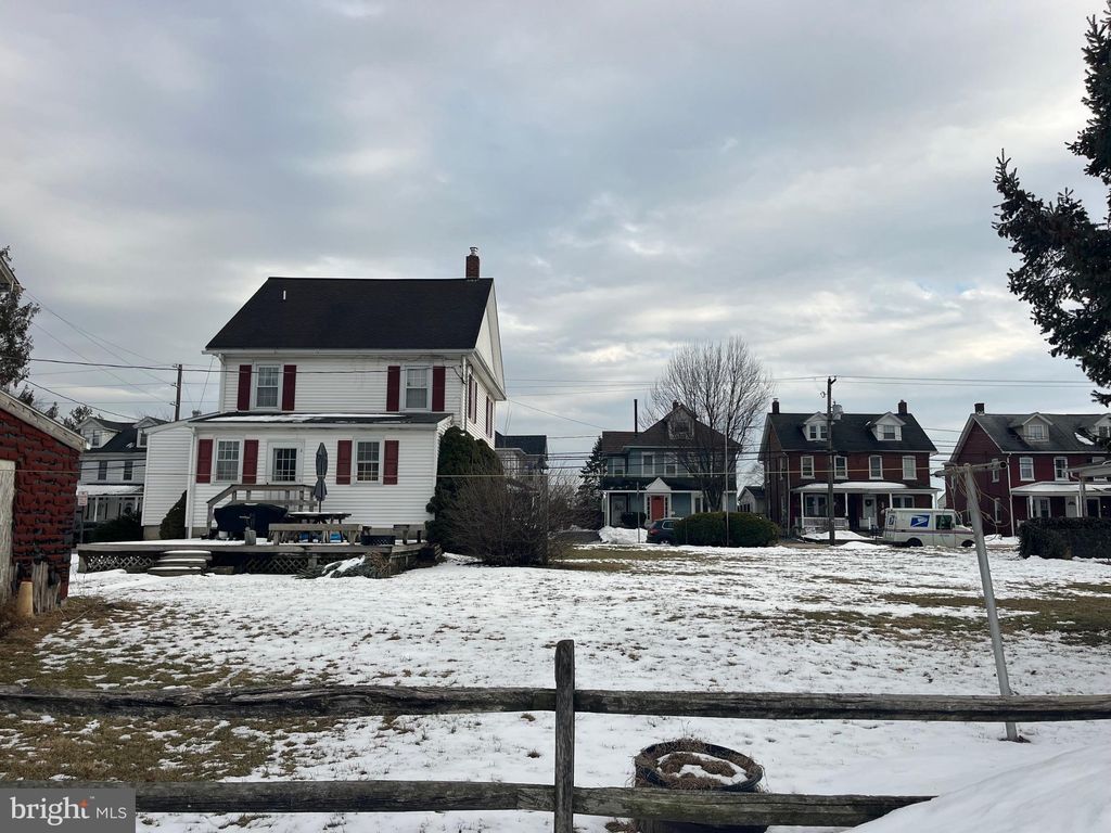 Photo of 351 E. Jackson Street, NEW HOLLAND, PA 17557 (MLS # PALA2084228)