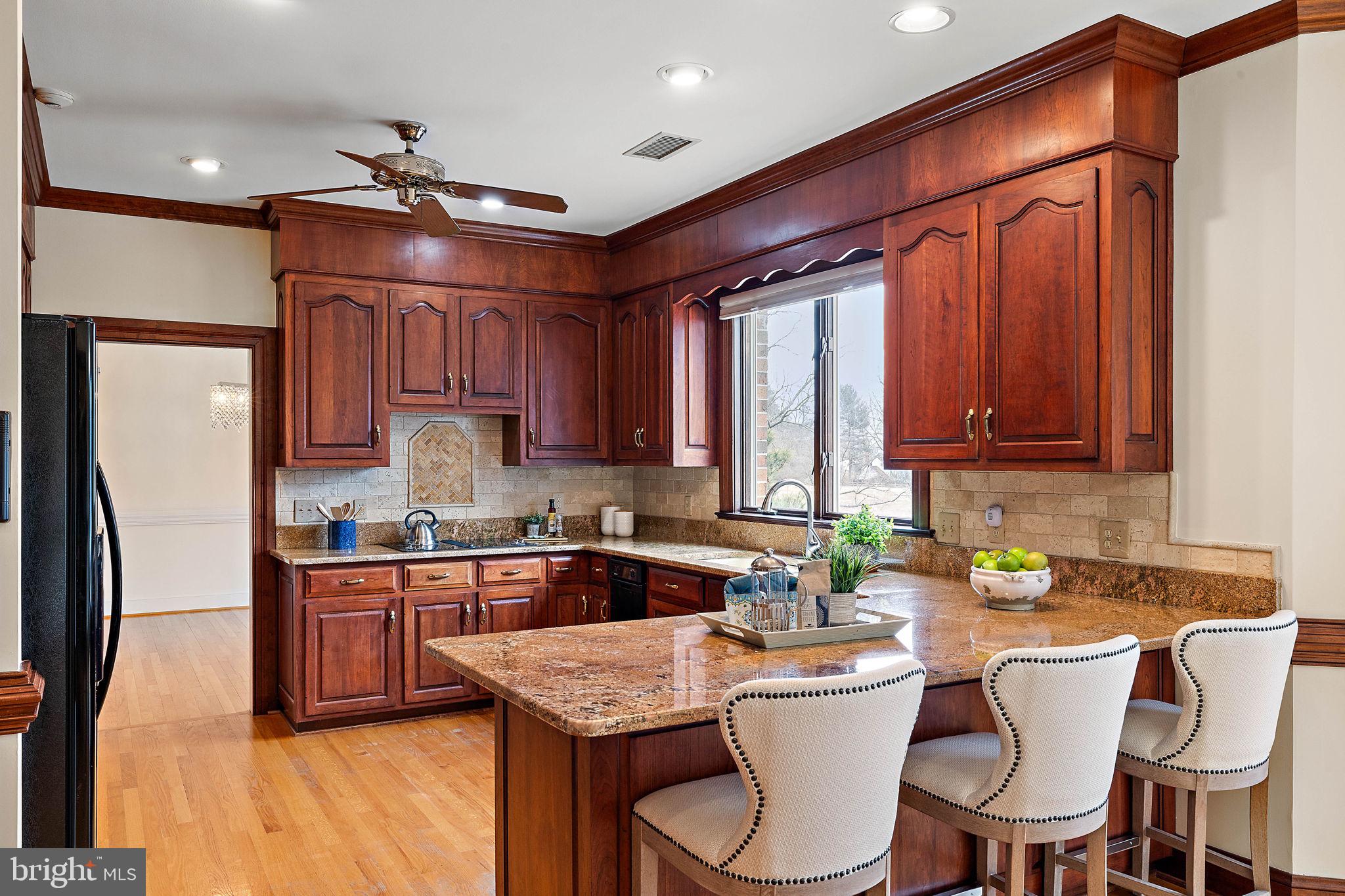 REGALWOOD - Residential