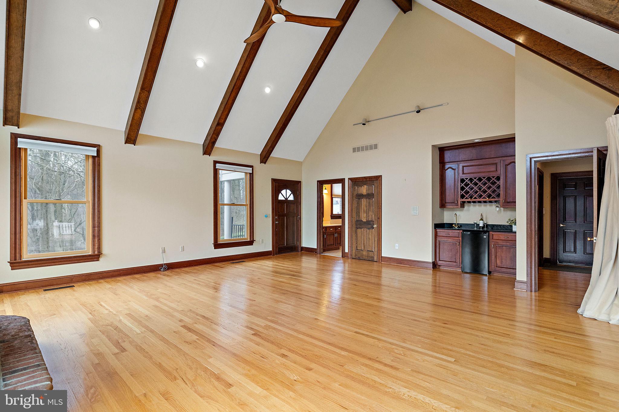 REGALWOOD - Residential