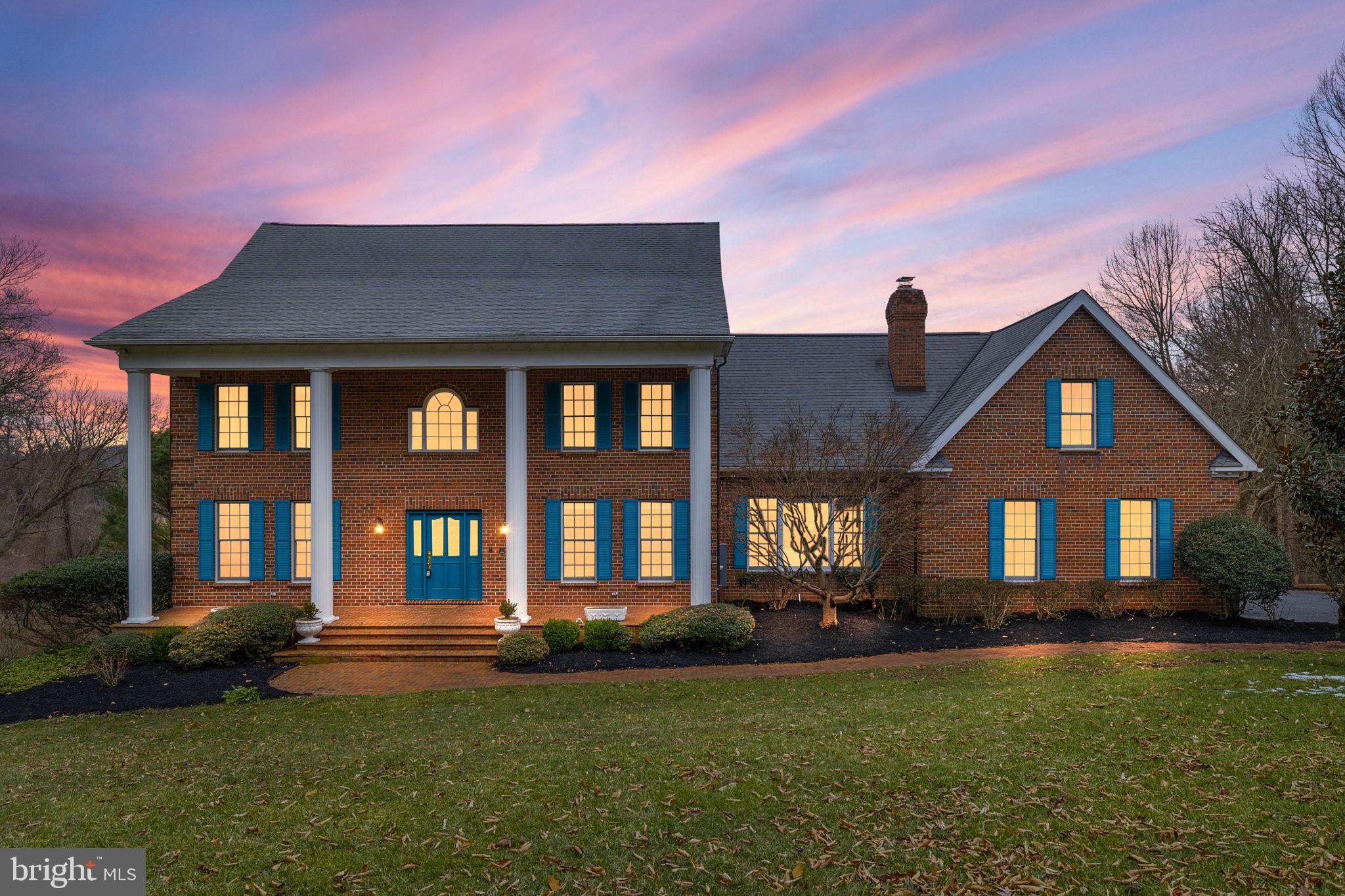 REGALWOOD - Residential