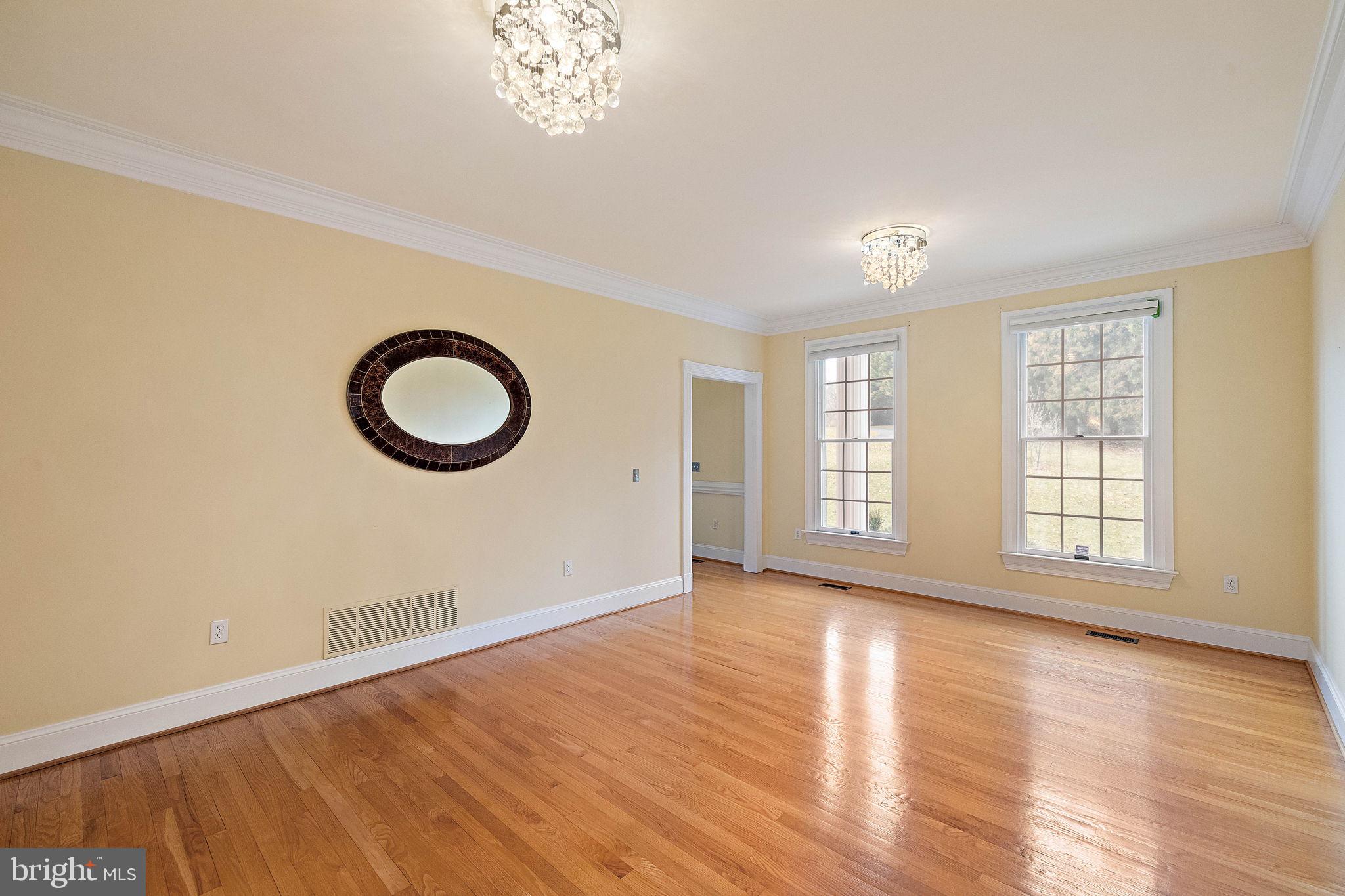 REGALWOOD - Residential