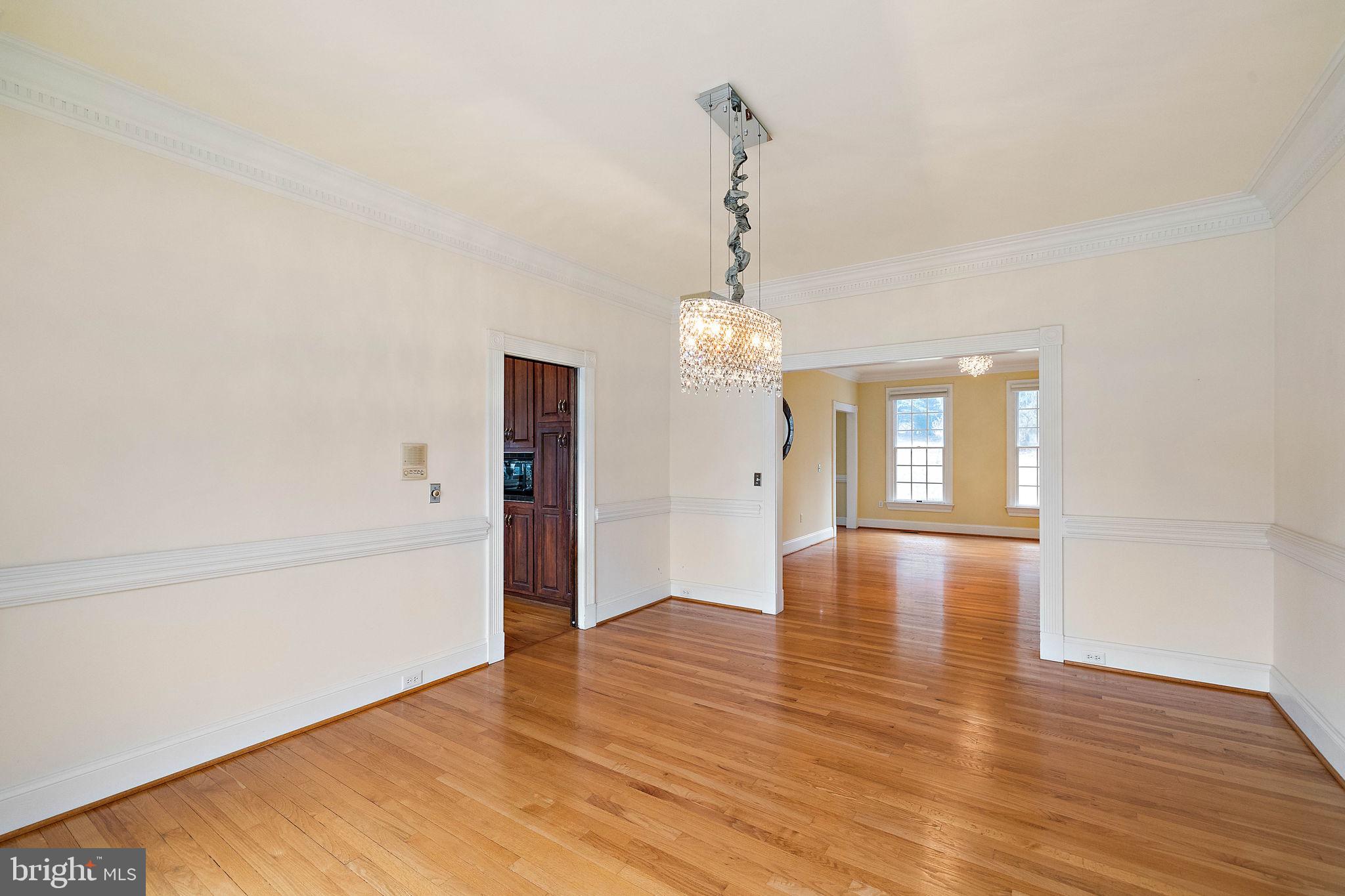 REGALWOOD - Residential