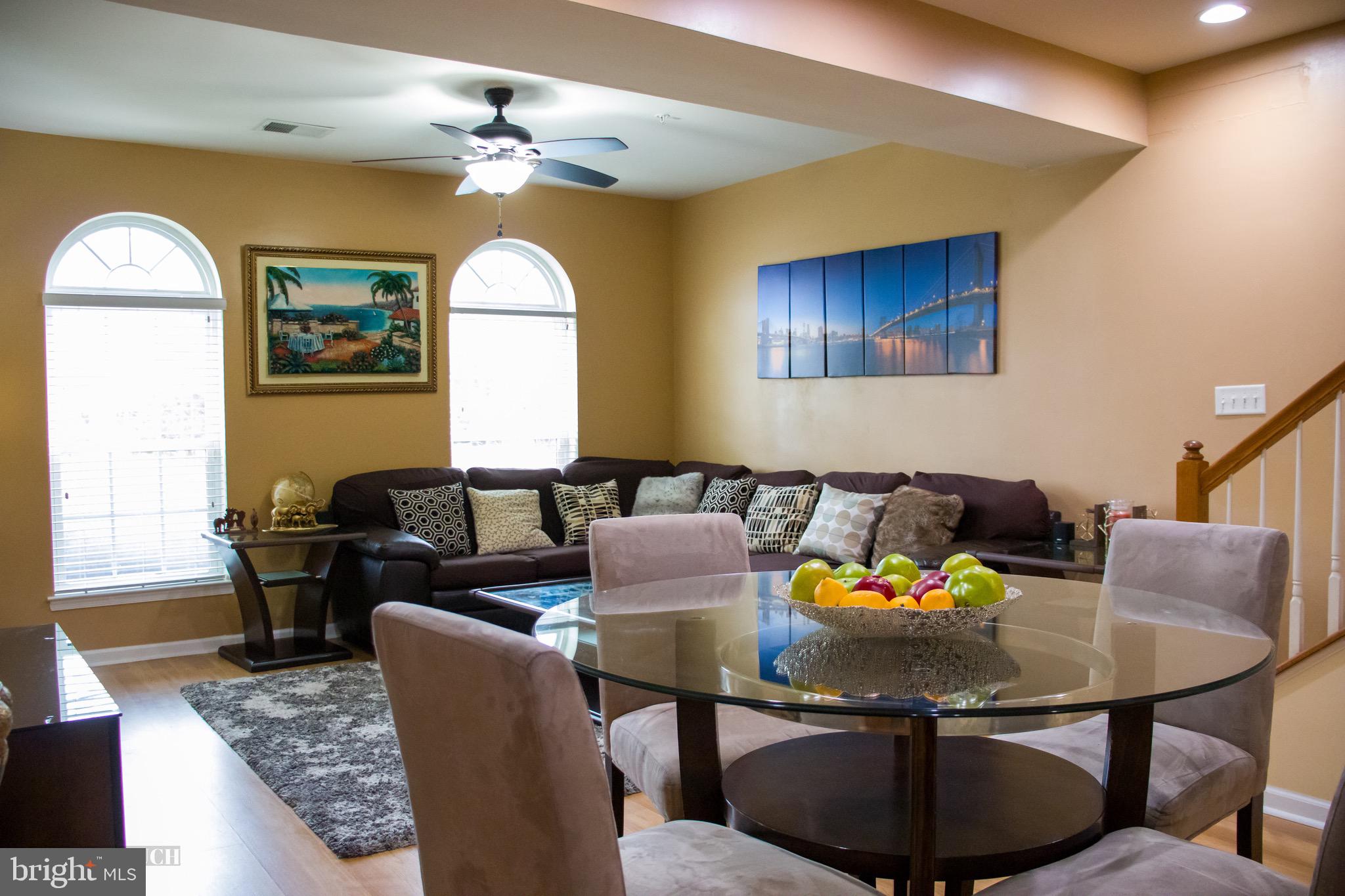 RED OAK CROSSING - Residential