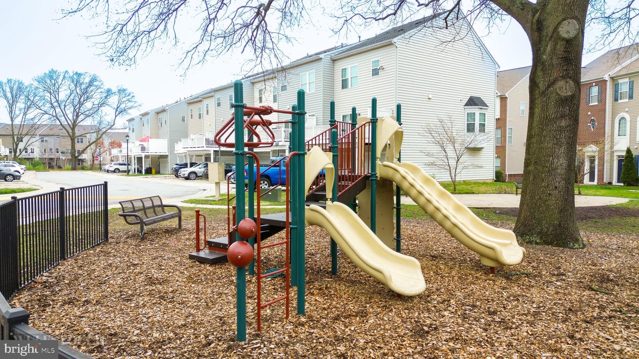 RED OAK CROSSING - Residential