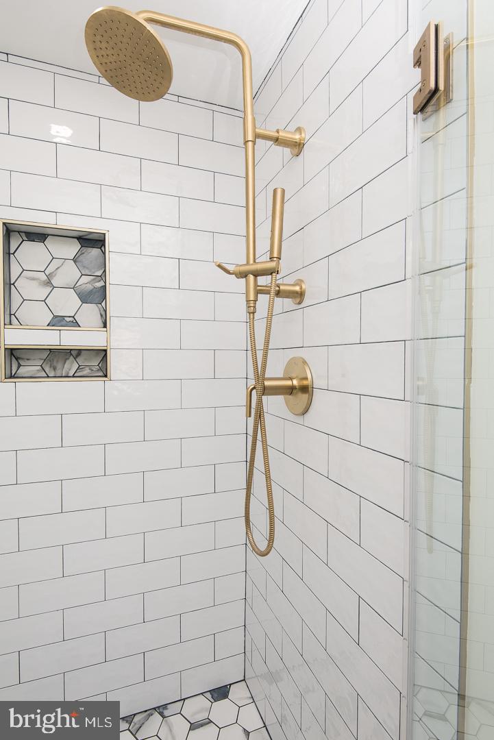 BURKE CENTRE CONSERVANCY - Residential