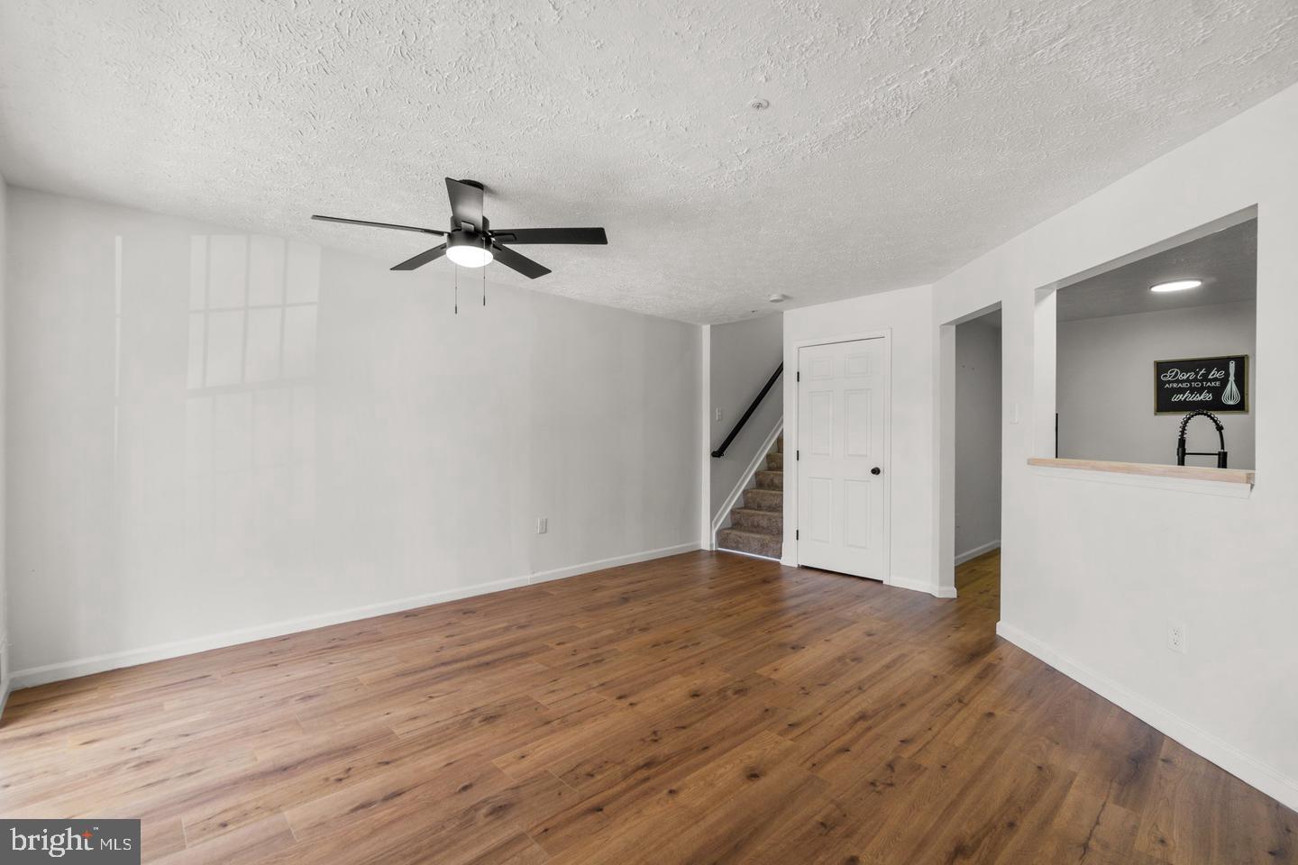 5307 REGAL COURT