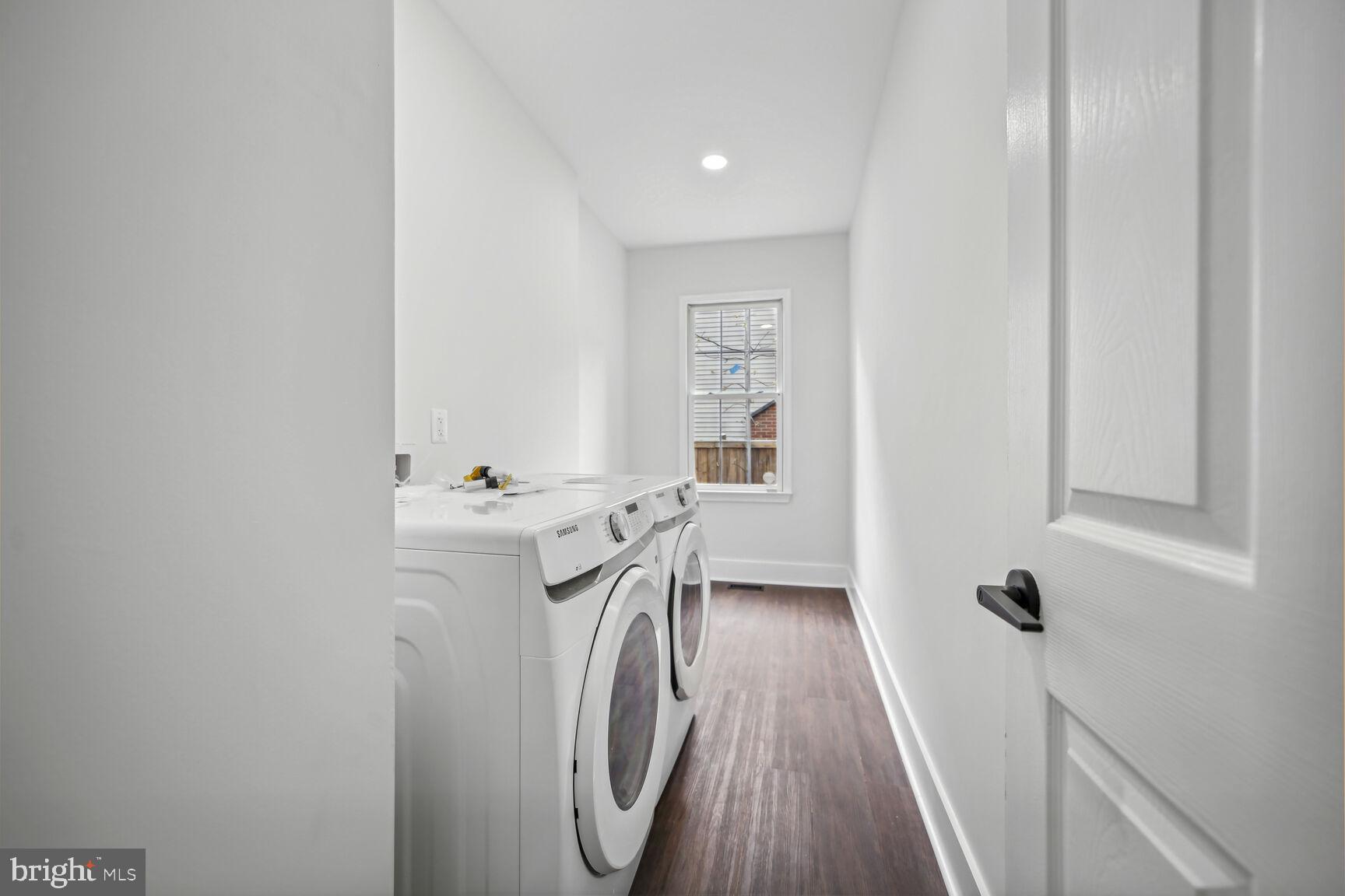 WESTVIEW - Residential