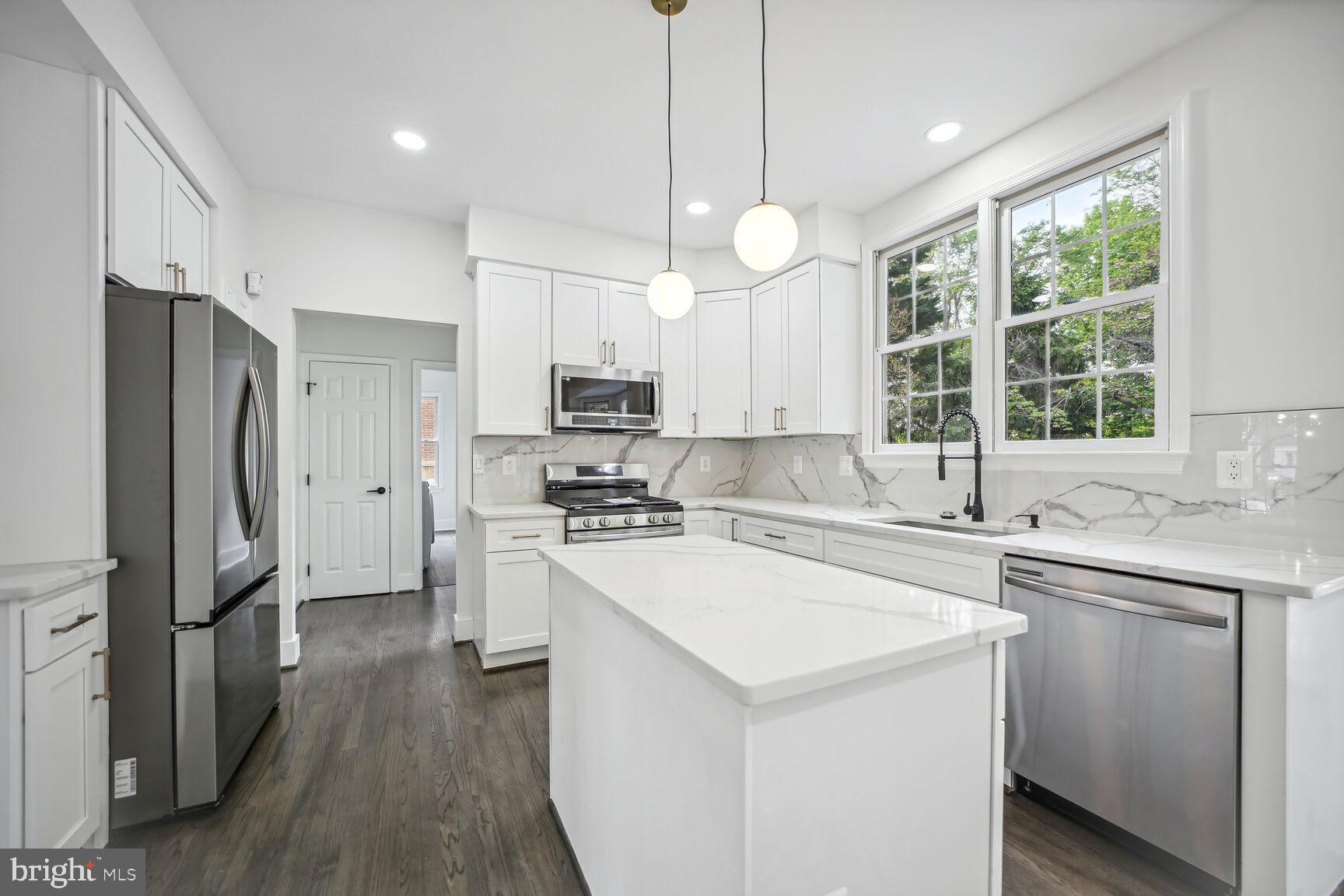 WESTVIEW - Residential