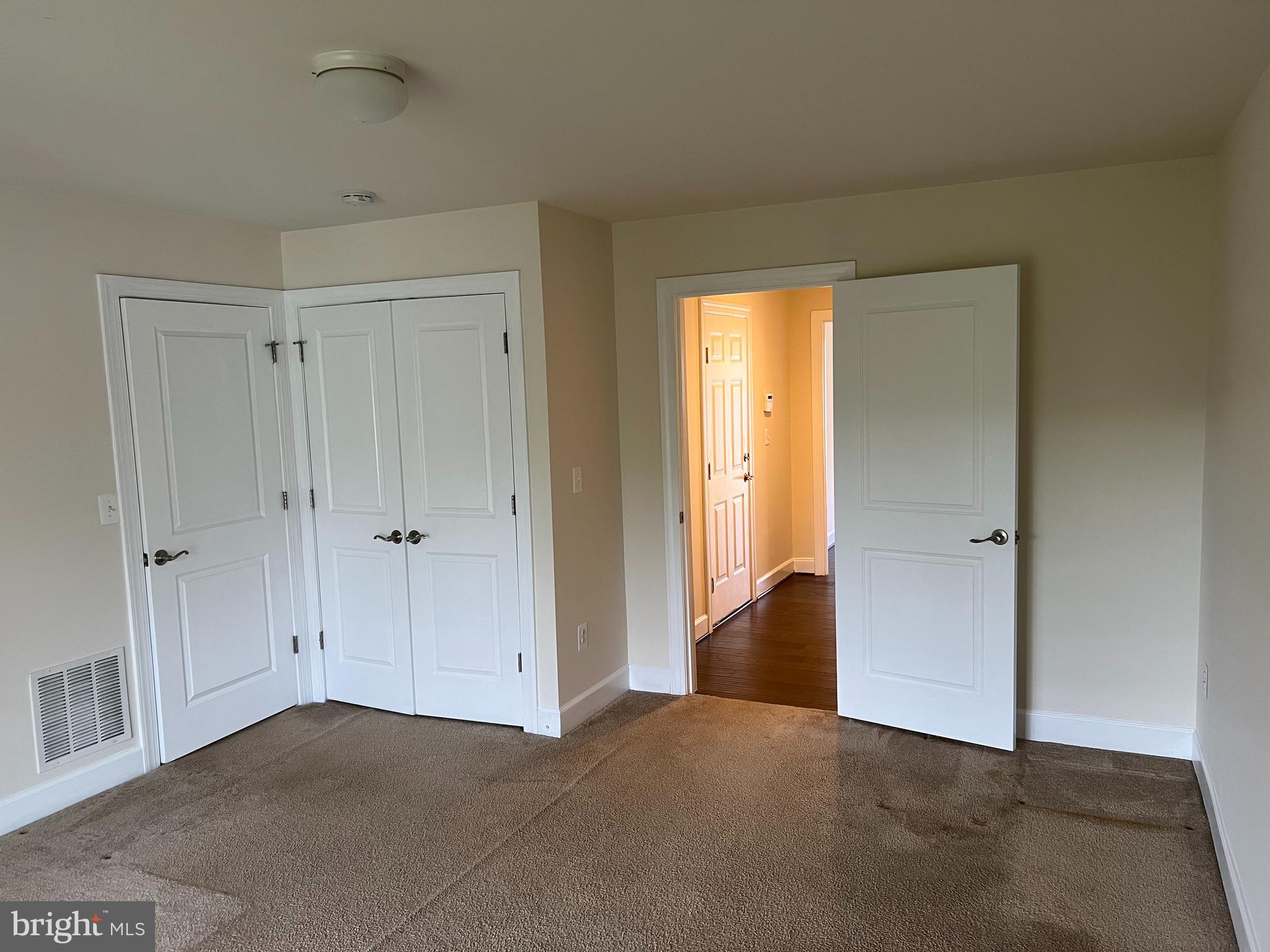 HERITAGE CROSSING - Residential