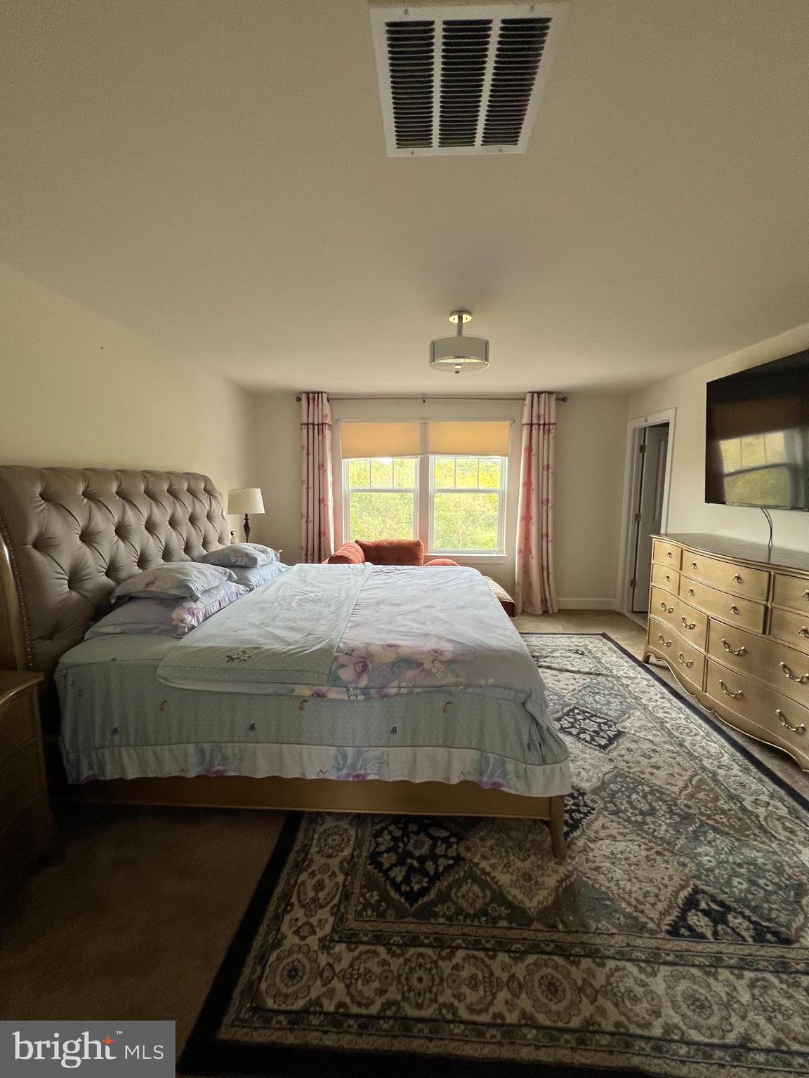 HERITAGE CROSSING - Residential