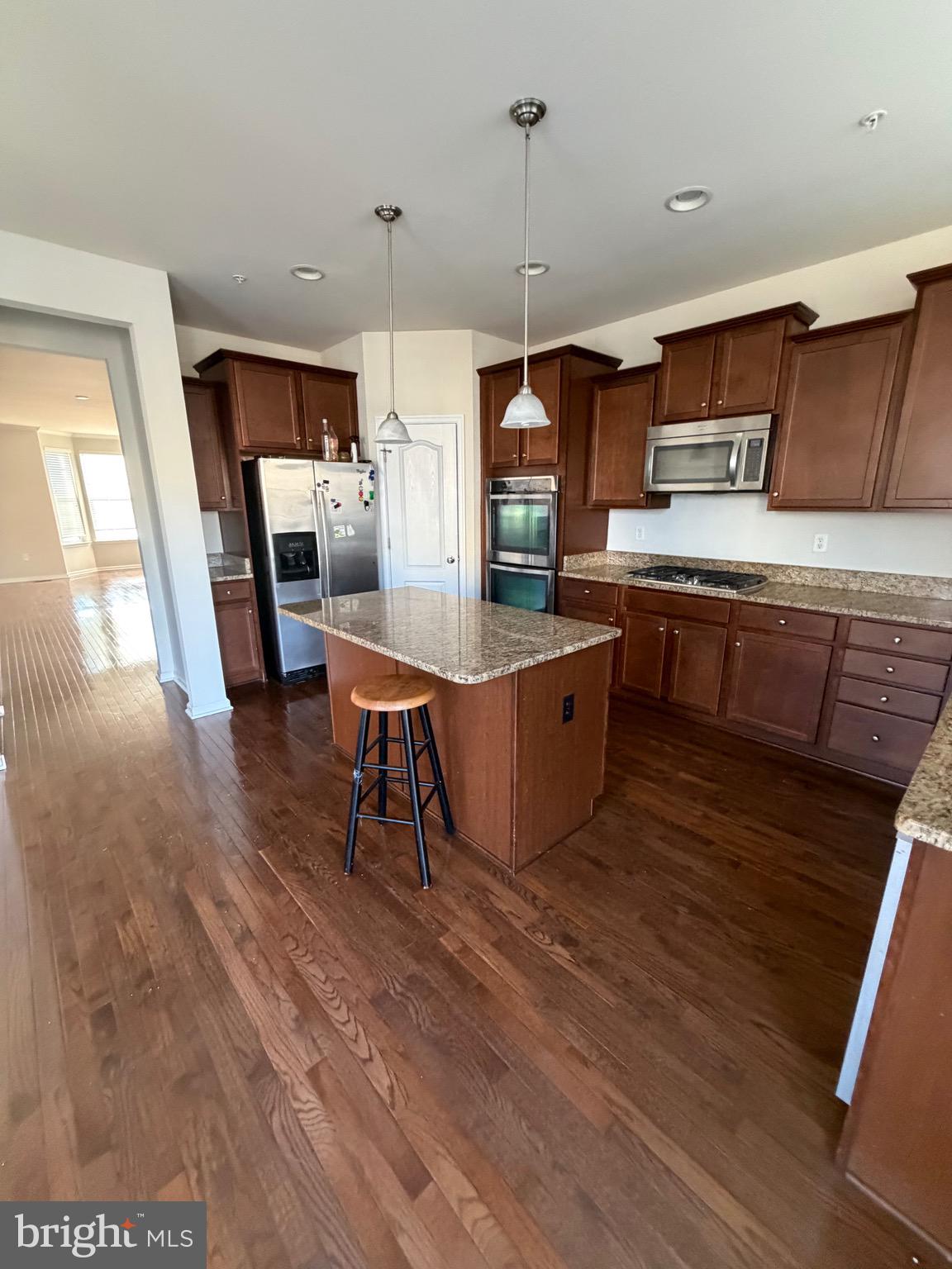 LINTON AT BALLENGER - Residential Lease